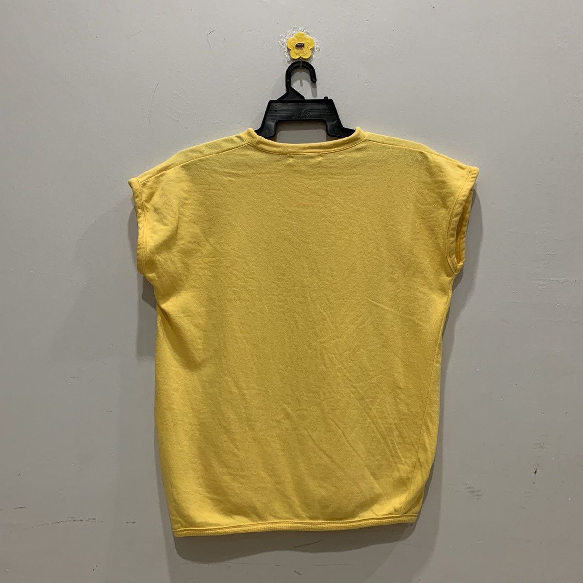 Other VOGON Sleeveless Size M-L Fit M Size US M / EU 48-50 / 2 - 4 Thumbnail