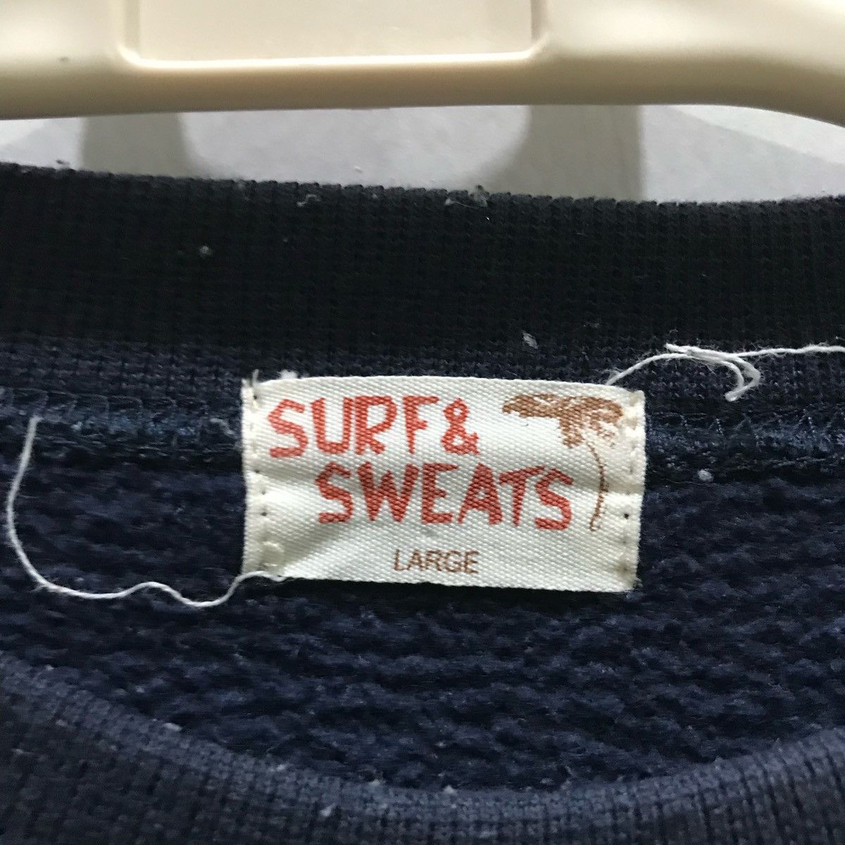 Vintage SURF & SWEATS Sweatshirt Size L surfing brand Size US L / EU 52-54 / 3 - 8 Thumbnail