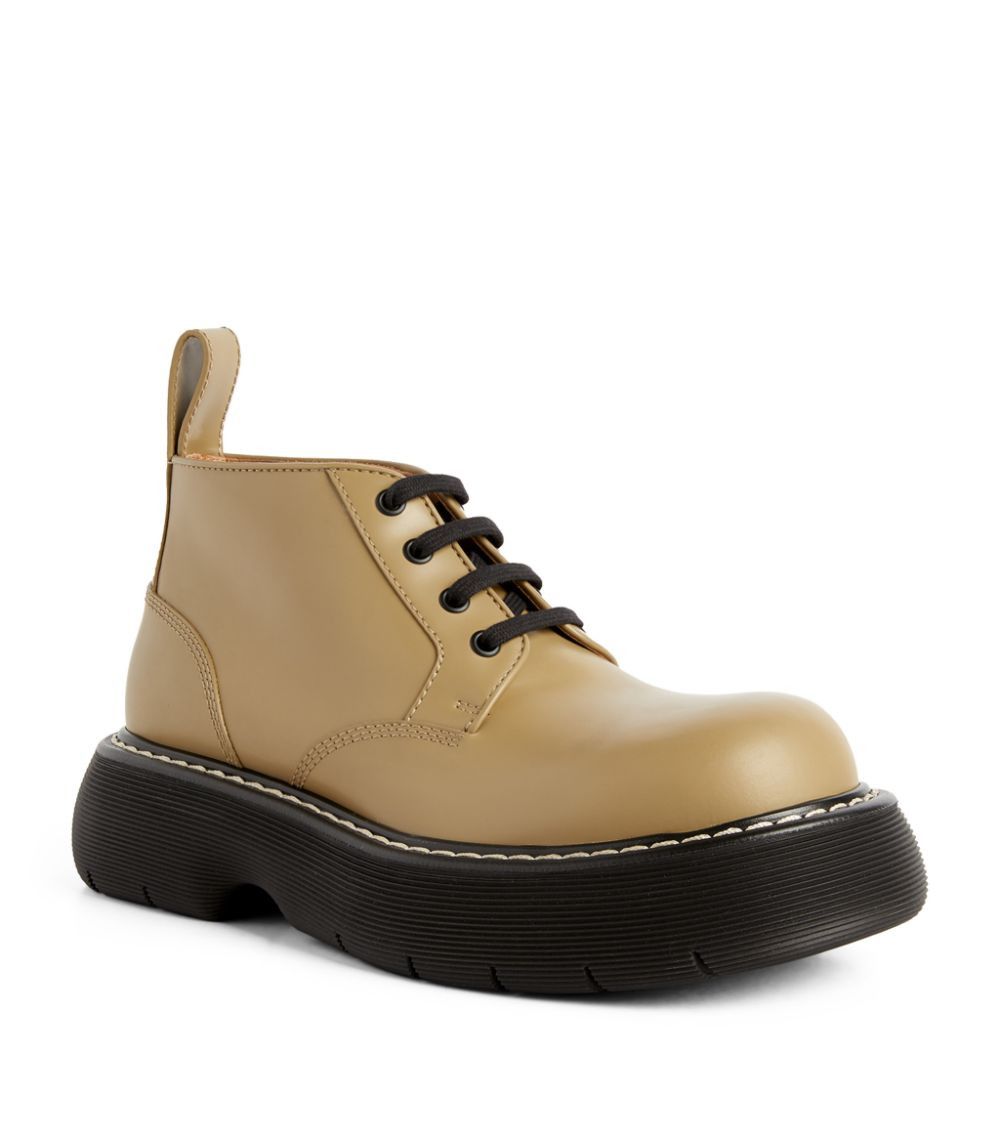 o1loc1c0523 Boots in Beige