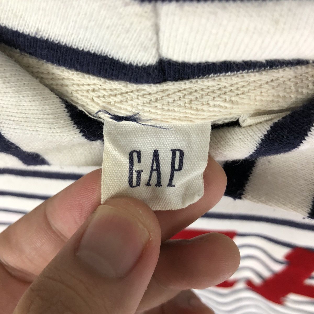 Gap × Vintage Pick!! Vintage GAP Stripes Embroidery Hoodie Gap Sweater Size US M / EU 48-50 / 2 - 4 Thumbnail