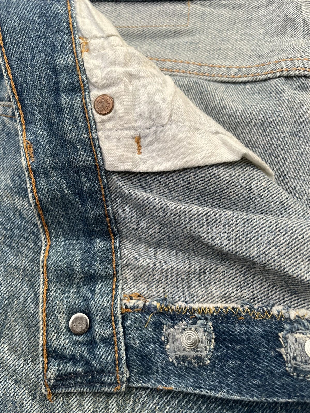 Levi's Vintage Levi’s 501 1994 Usa Aging Wash Denim Size US 36 / EU 52 - 13 Thumbnail