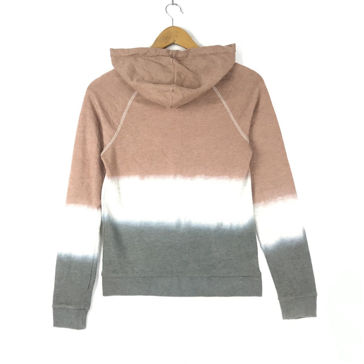Other Roxy Big logo spell out nice design Streetwear Size US XS / EU 42 / 0 - 5 Thumbnail