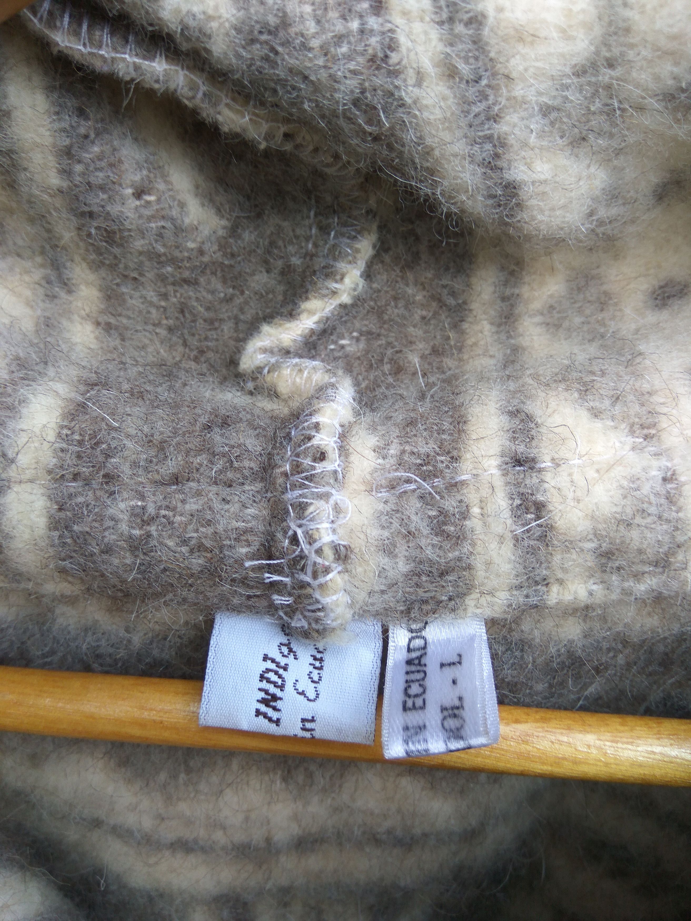 Handmade Hand made in Ecuador sweater jacket wool Art design Size US L / EU 52-54 / 3 - 7 Thumbnail