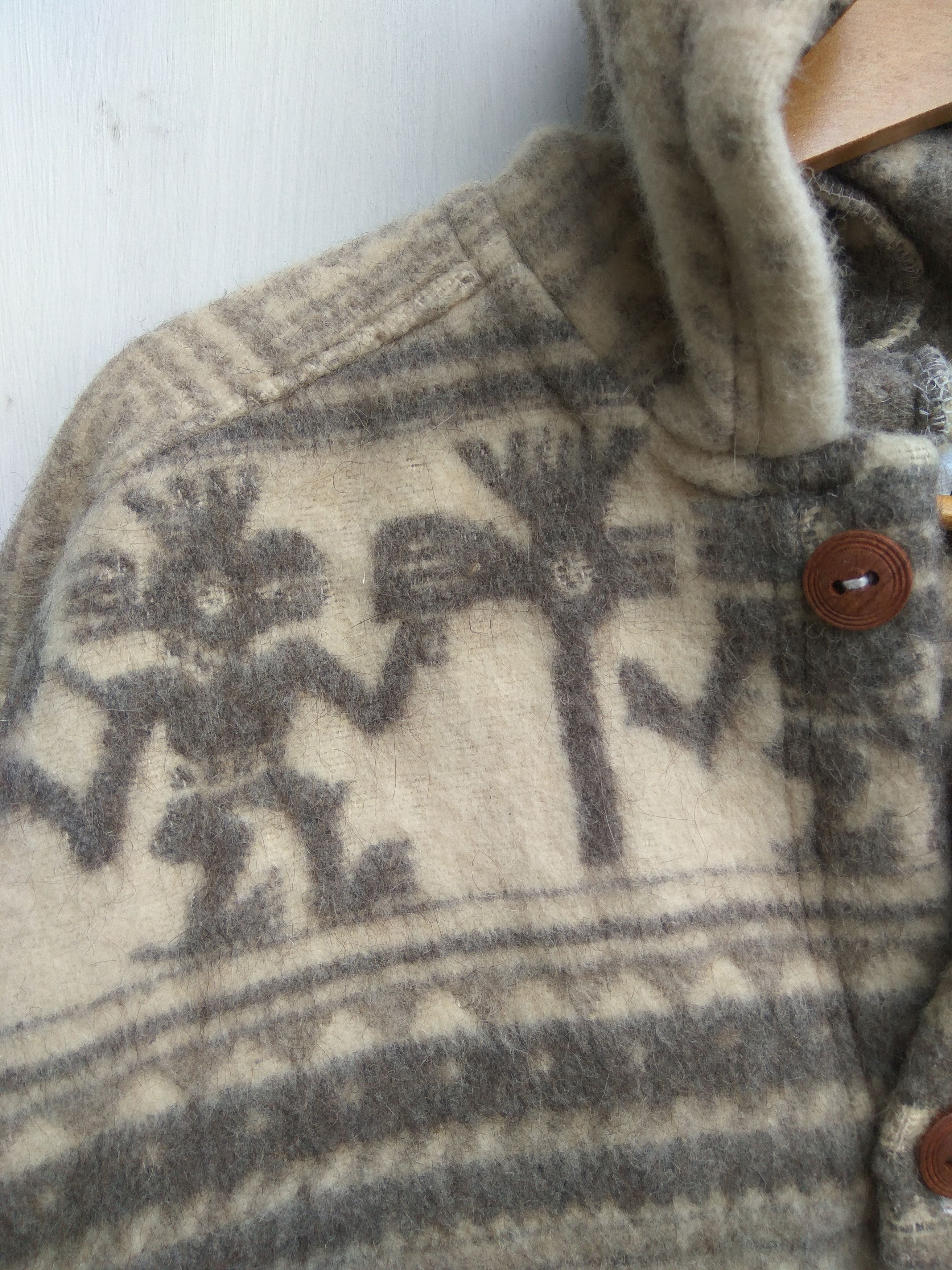 Handmade Hand made in Ecuador sweater jacket wool Art design Size US L / EU 52-54 / 3 - 6 Thumbnail