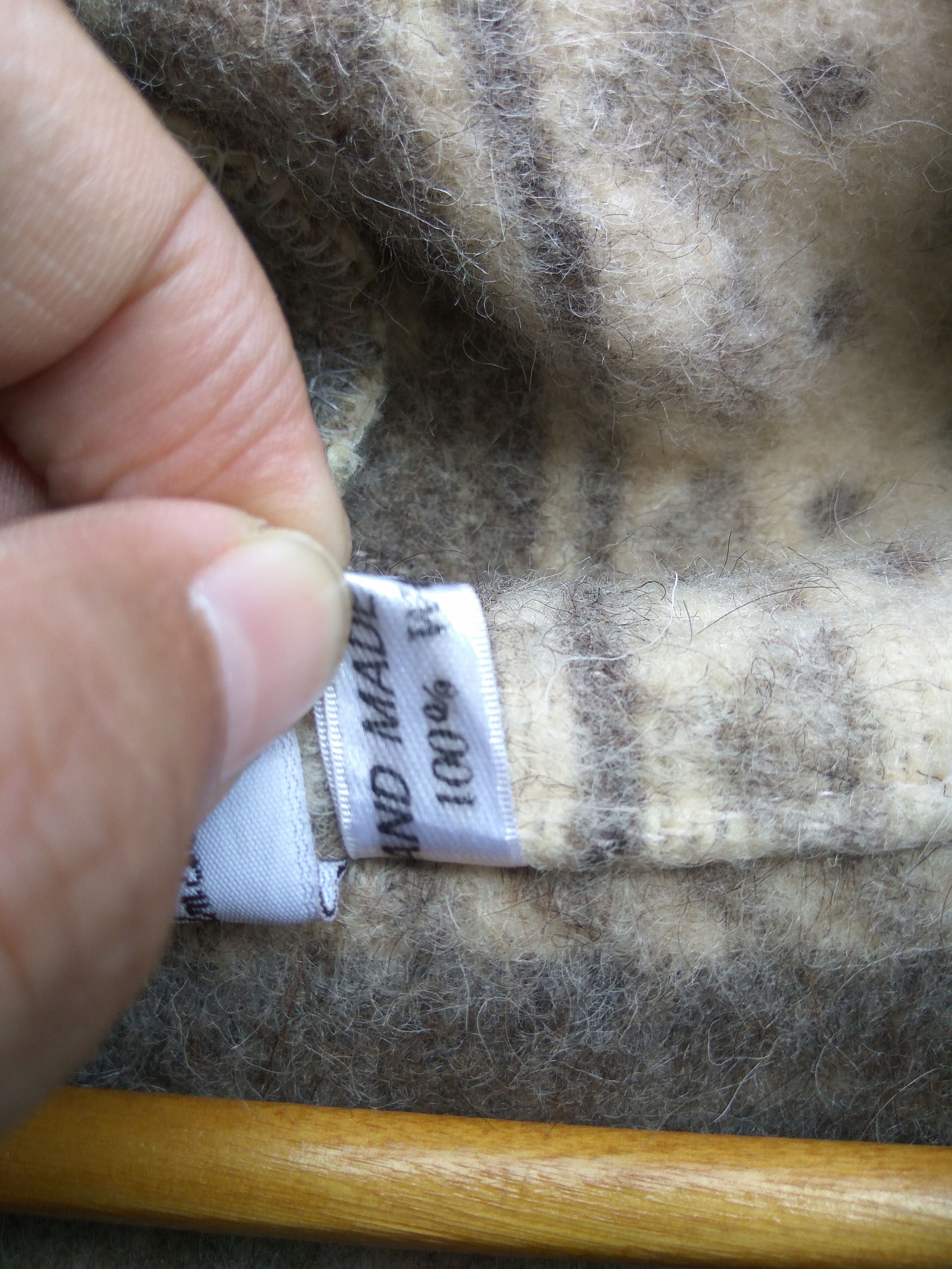 Handmade Hand made in Ecuador sweater jacket wool Art design Size US L / EU 52-54 / 3 - 9 Thumbnail