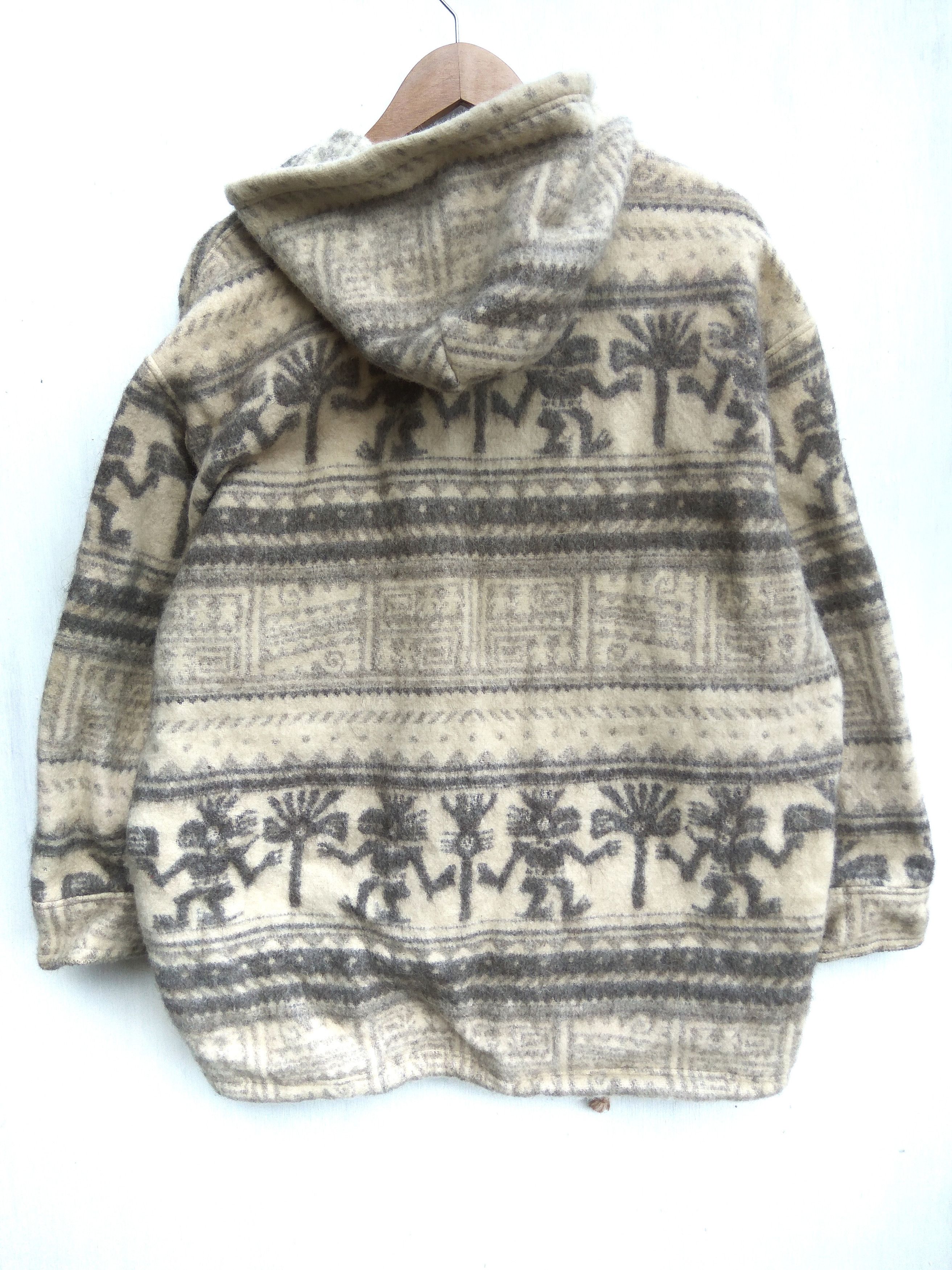 Handmade Hand made in Ecuador sweater jacket wool Art design Size US L / EU 52-54 / 3 - 2 Thumbnail