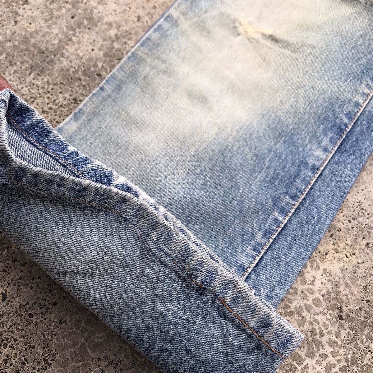 Japanese Brand Vintage Bison Distressed Denim Blue Wash Jeans Pants Size US 29 - 7 Thumbnail