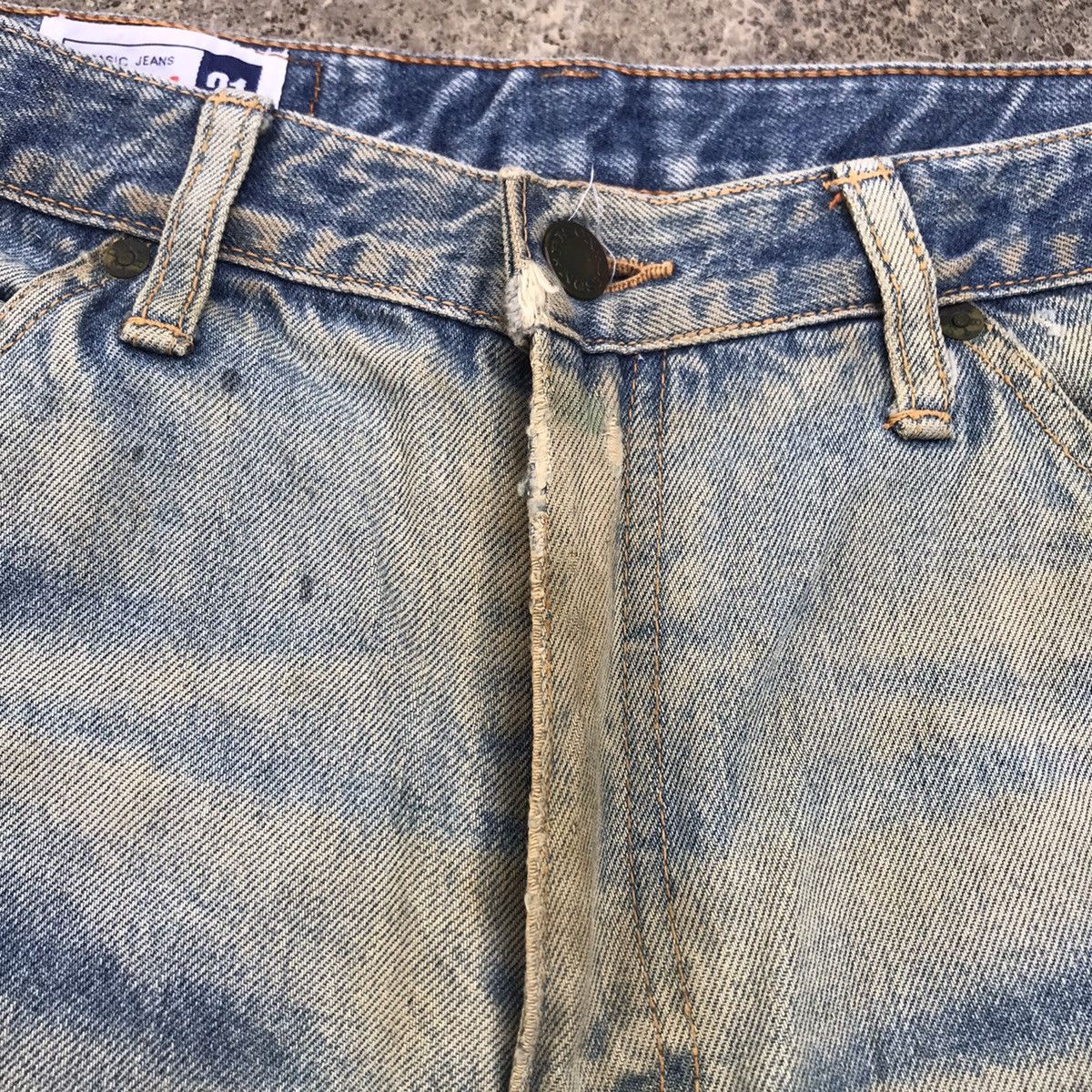 Japanese Brand Vintage Bison Distressed Denim Blue Wash Jeans Pants Size US 29 - 8 Thumbnail