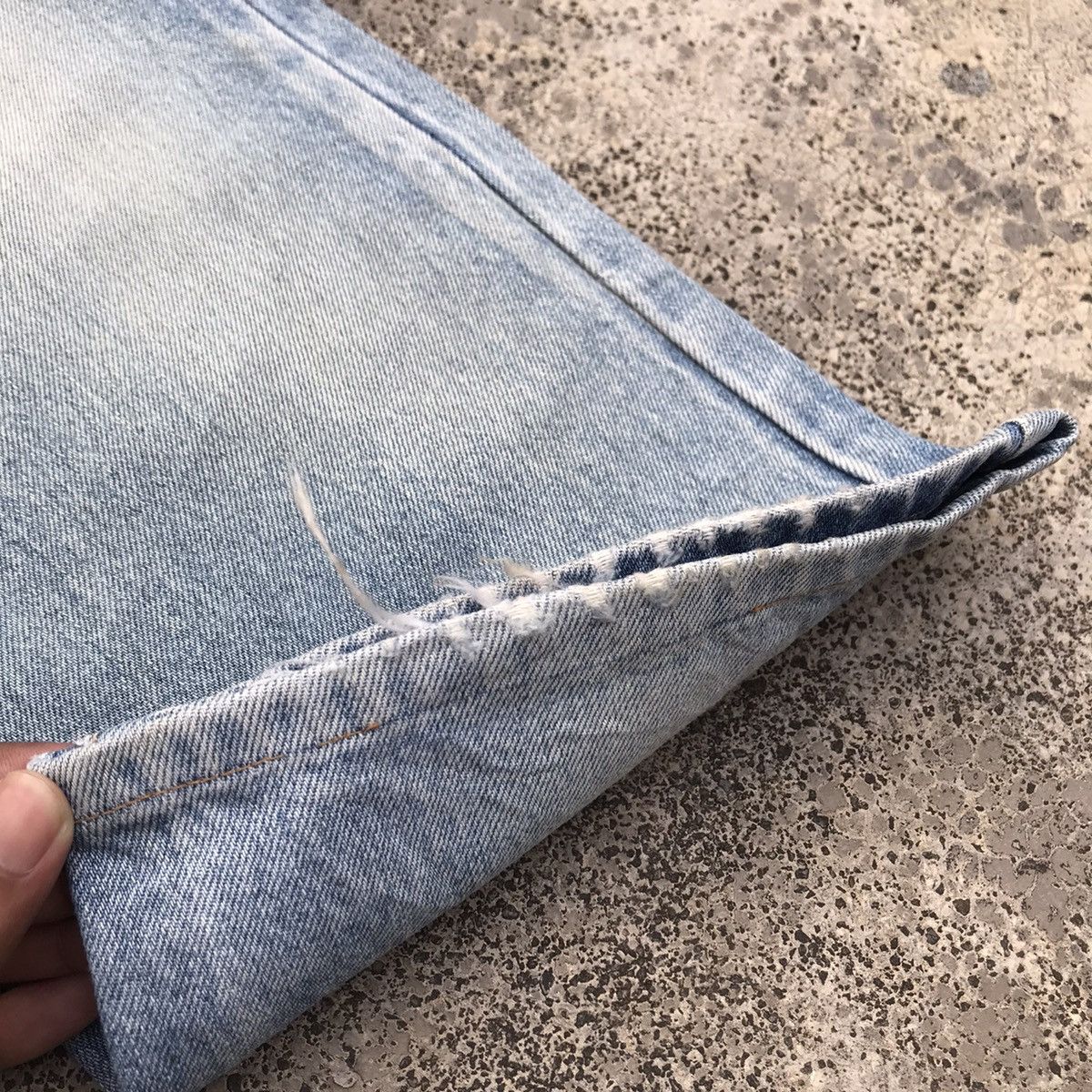 Japanese Brand Vintage Bison Distressed Denim Blue Wash Jeans Pants Size US 29 - 6 Thumbnail