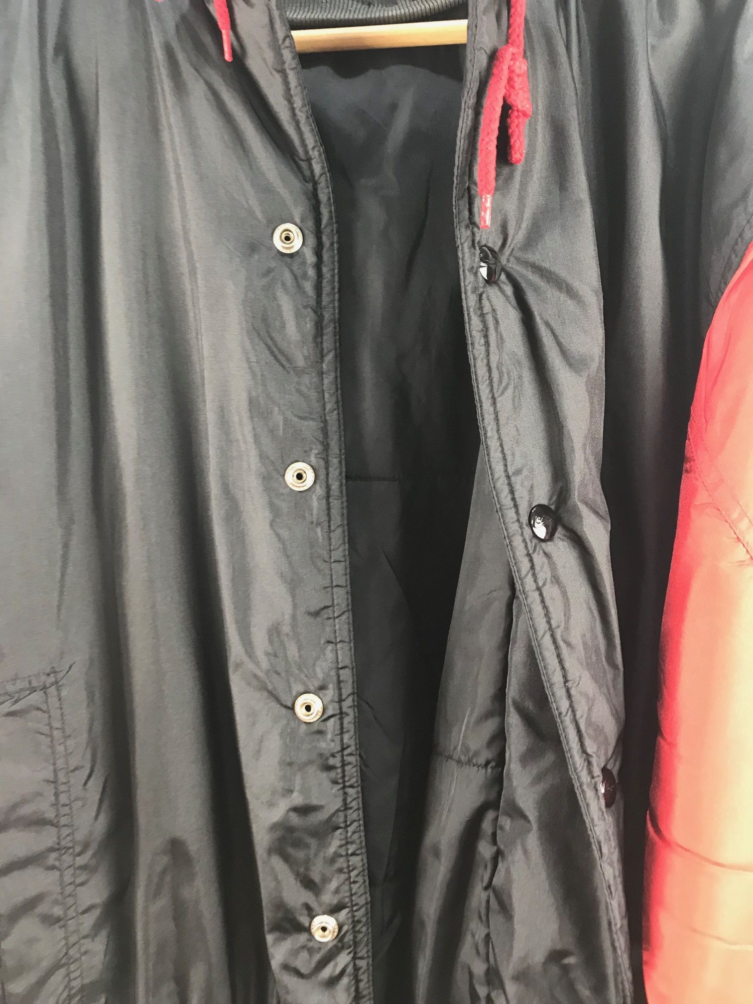 Nike Vintage Nike Basketball Hoodies Jacket Size US M / EU 48-50 / 2 - 9 Thumbnail