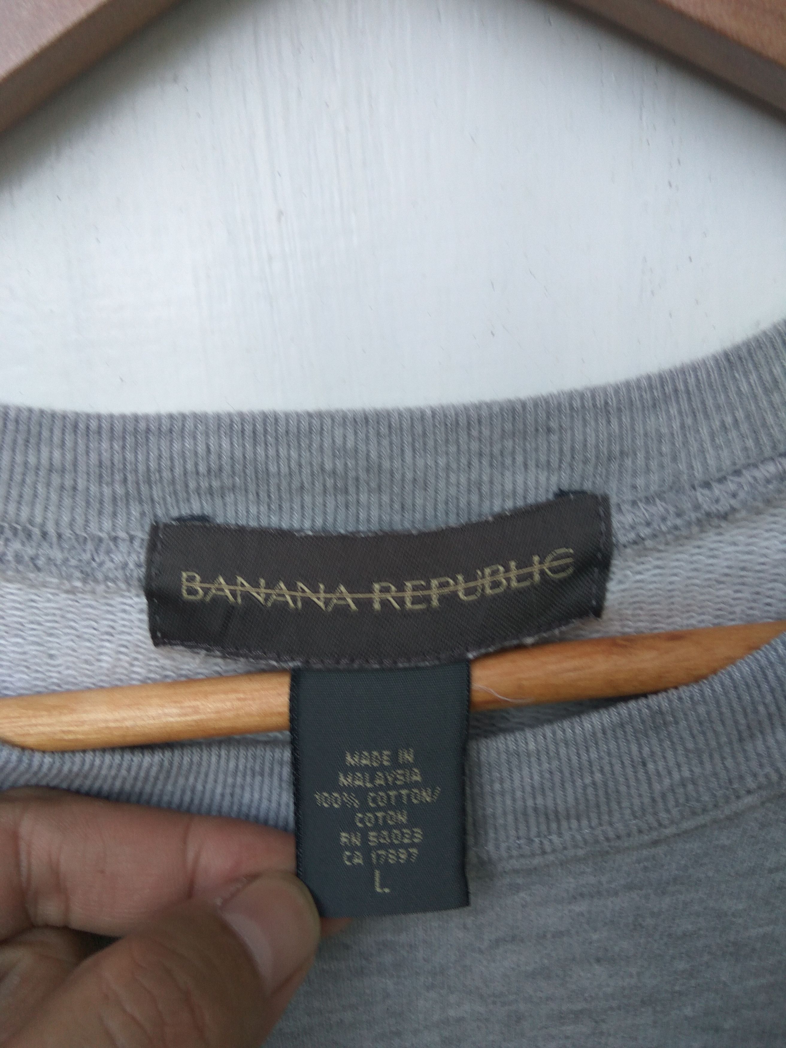 Banana Republic Vintage 90s Banana Republic sweatshirt spell out Size US L / EU 52-54 / 3 - 4 Thumbnail