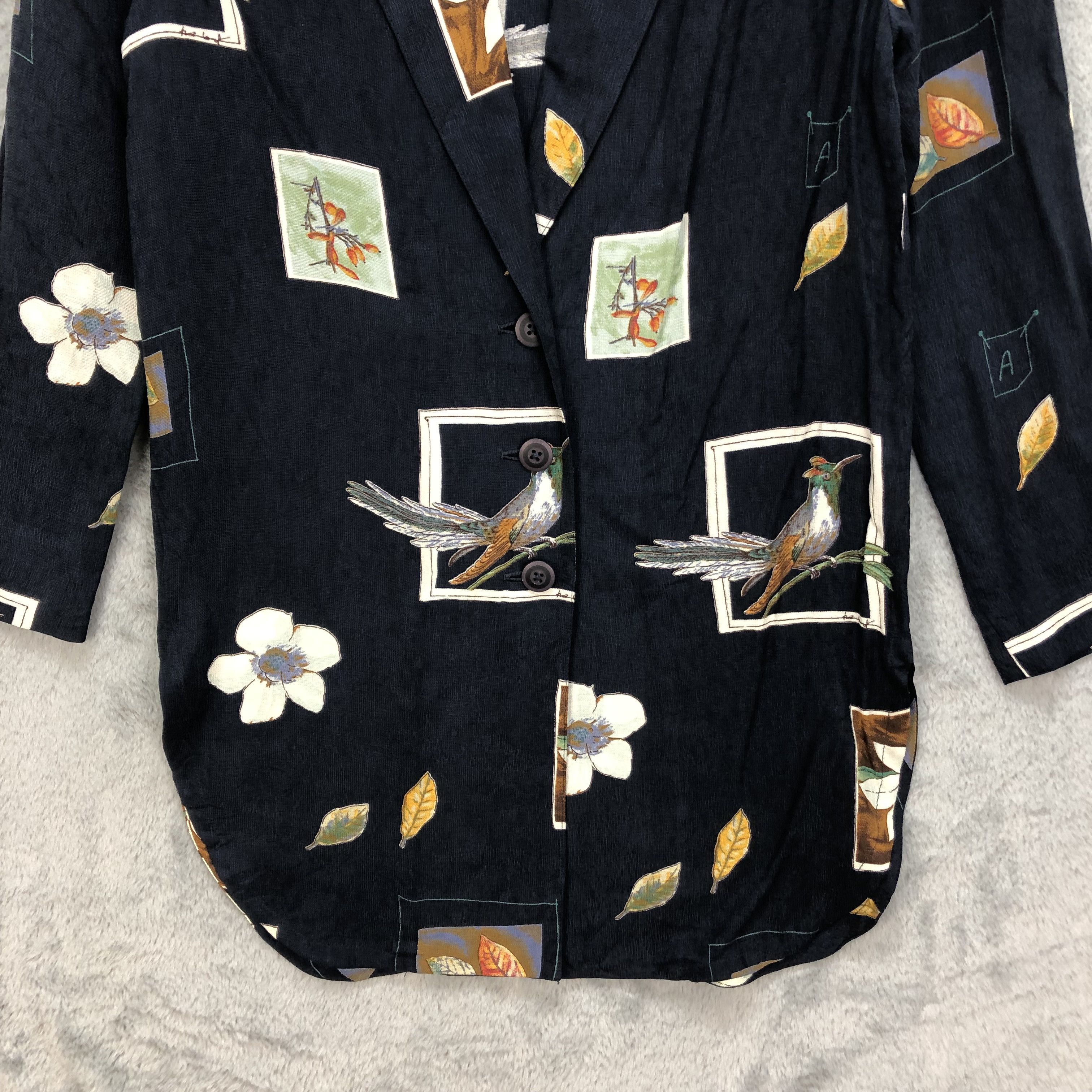 Japanese Brand modiste Sumie Hashimoto Paris Printed Blouse #6056-219 Size S / US 4 / IT 40 - 3 Thumbnail