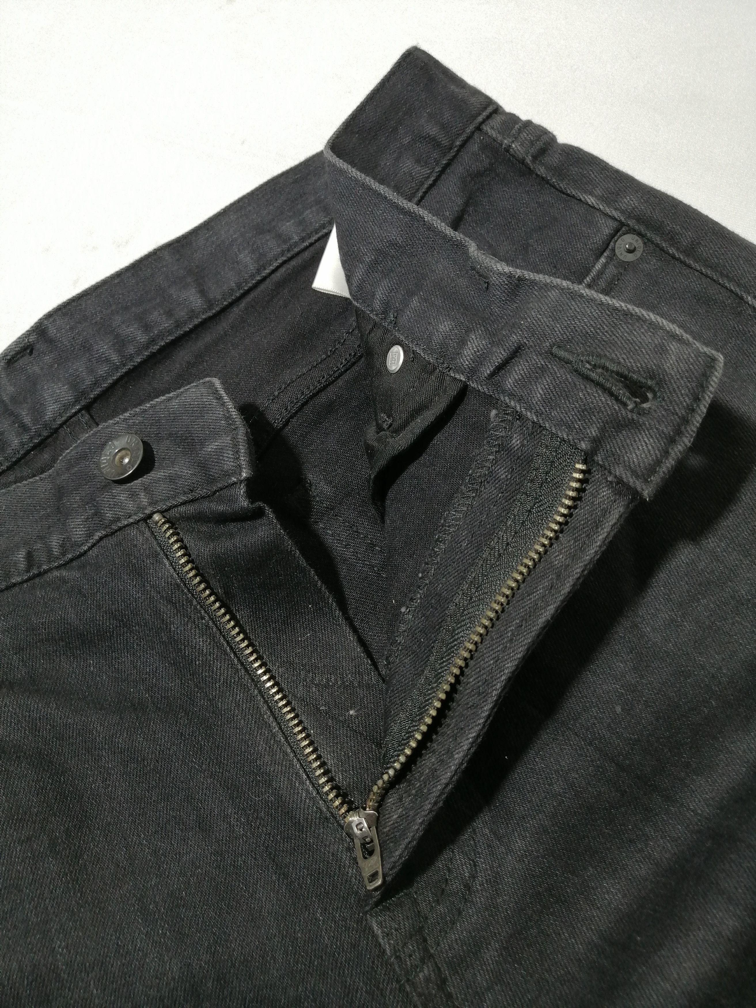 Uniqlo Uniqlo Selvedge Black Denim Jeans Size US 33 - 5 Thumbnail
