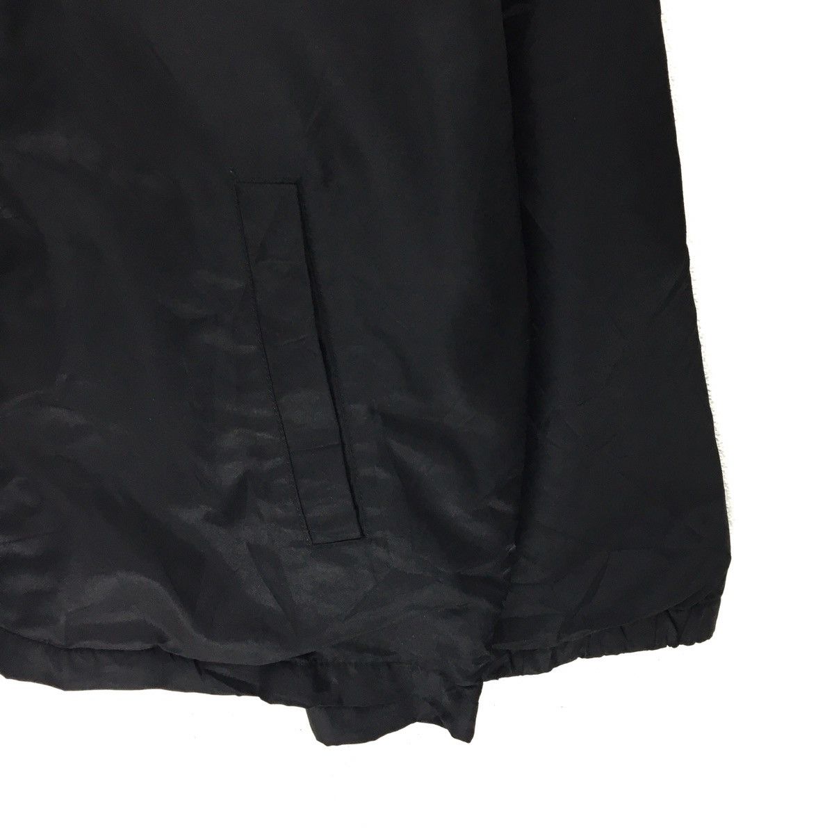 Thrasher Vintage THRASHER Flame Windbreaker Jacket Size US L / EU 52-54 / 3 - 7 Thumbnail