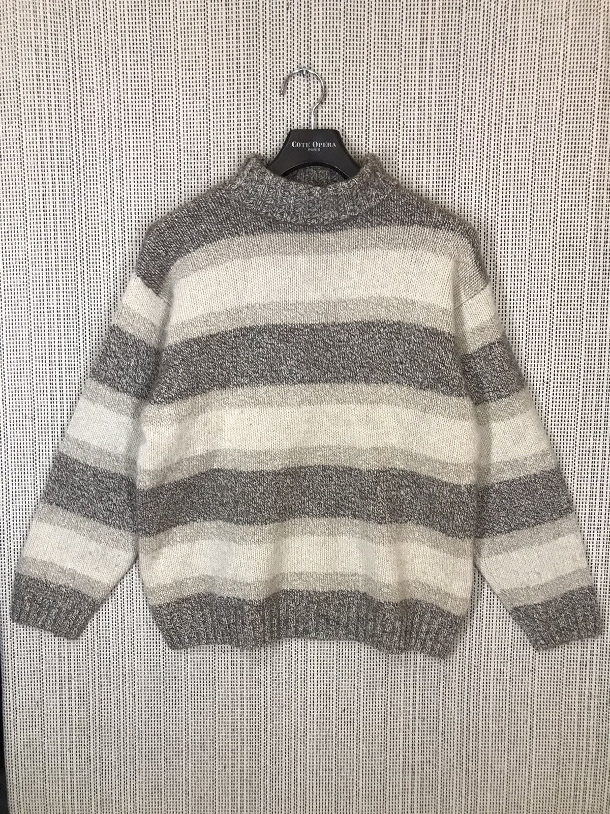 Alexander Julian ‼️COLOURS BY ALEXANDER JULIAN KNITWEAR STPIRE‼️ Size US L / EU 52-54 / 3 - 1 Thumbnail