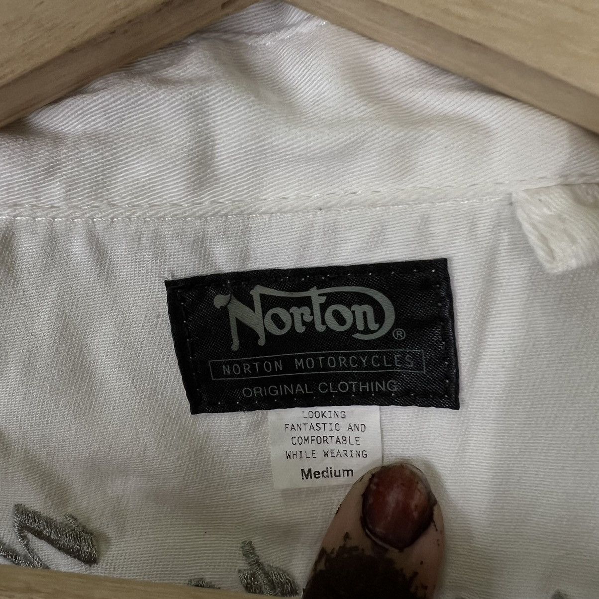 Japanese Brand VINTAGE NORTON MOTORCYCLE OVERPRINT BUTTON JACKET Size US M / EU 48-50 / 2 - 11 Thumbnail