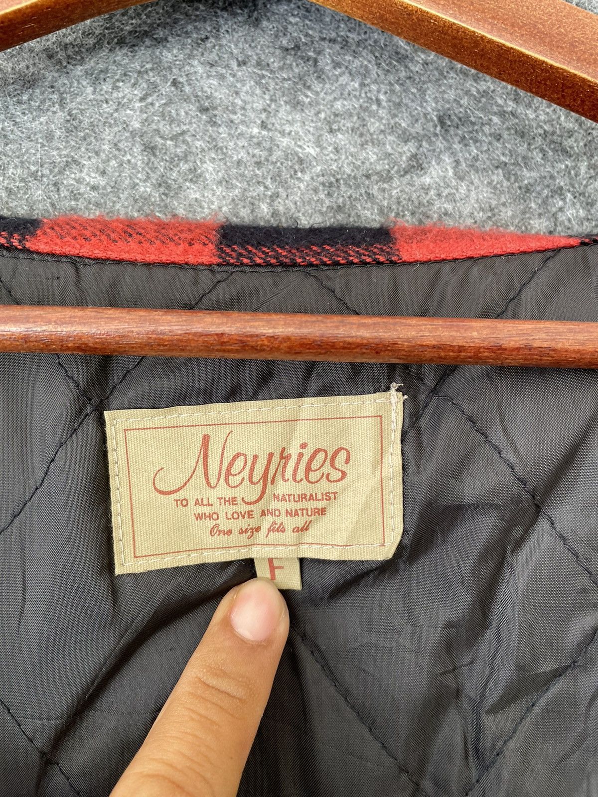 Japanese Brand NEYRIES TARTAN FLANNEL JACKET Size US L / EU 52-54 / 3 - 7 Thumbnail