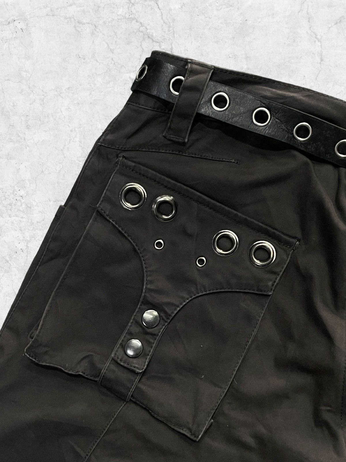GOSTAR DE FUGA × Le Grande Bleu (L.G.B.) × Tete Homme Amaranline Japan Rivet Gun Pocket Pants With Leather Belt Size US 32 / EU 48 - 8 Thumbnail