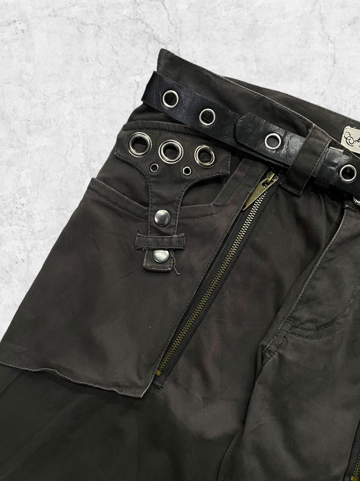 GOSTAR DE FUGA × Le Grande Bleu (L.G.B.) × Tete Homme Amaranline Japan Rivet Gun Pocket Pants With Leather Belt Size US 32 / EU 48 - 5 Thumbnail