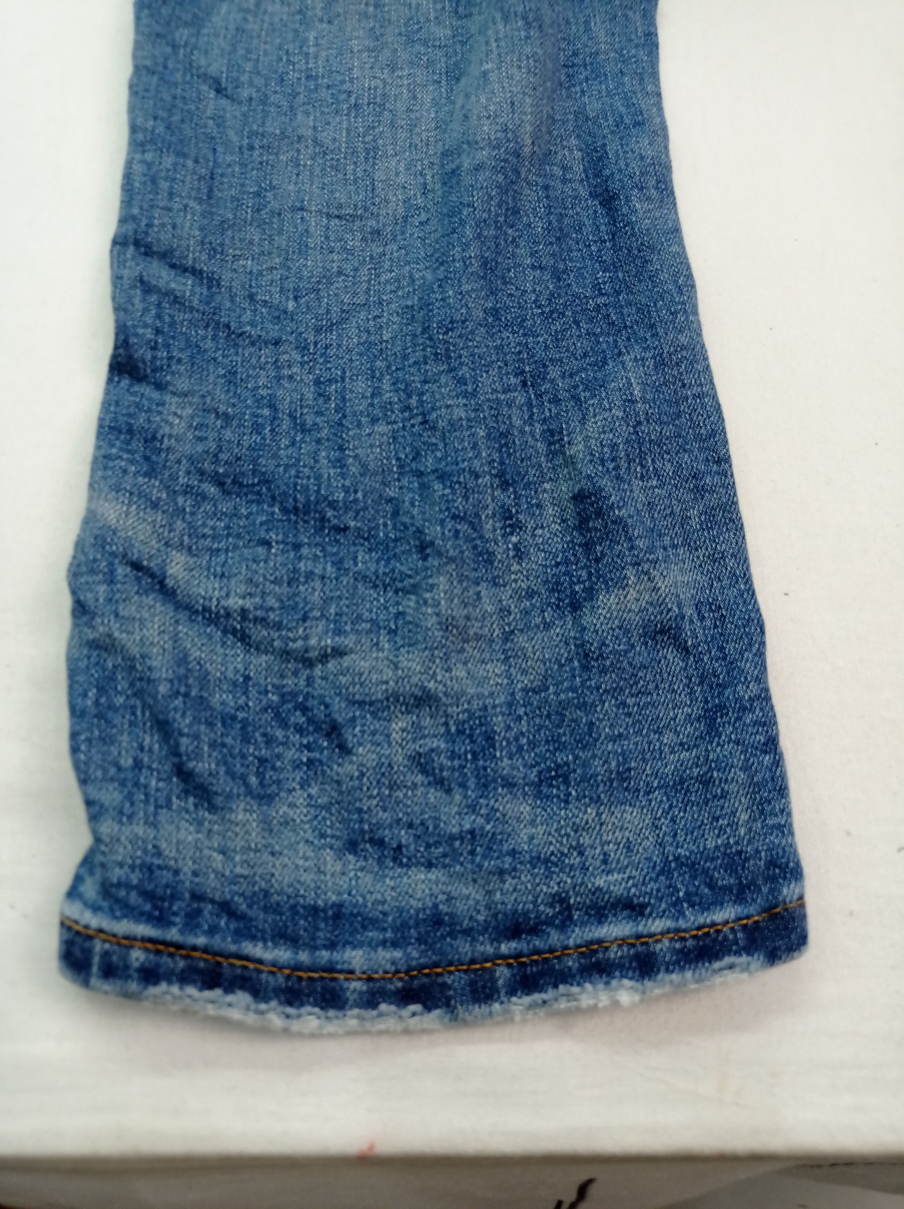 American Eagle Outfitters American Eagle Disstrested Denim Pants Size US 31 - 15 Thumbnail