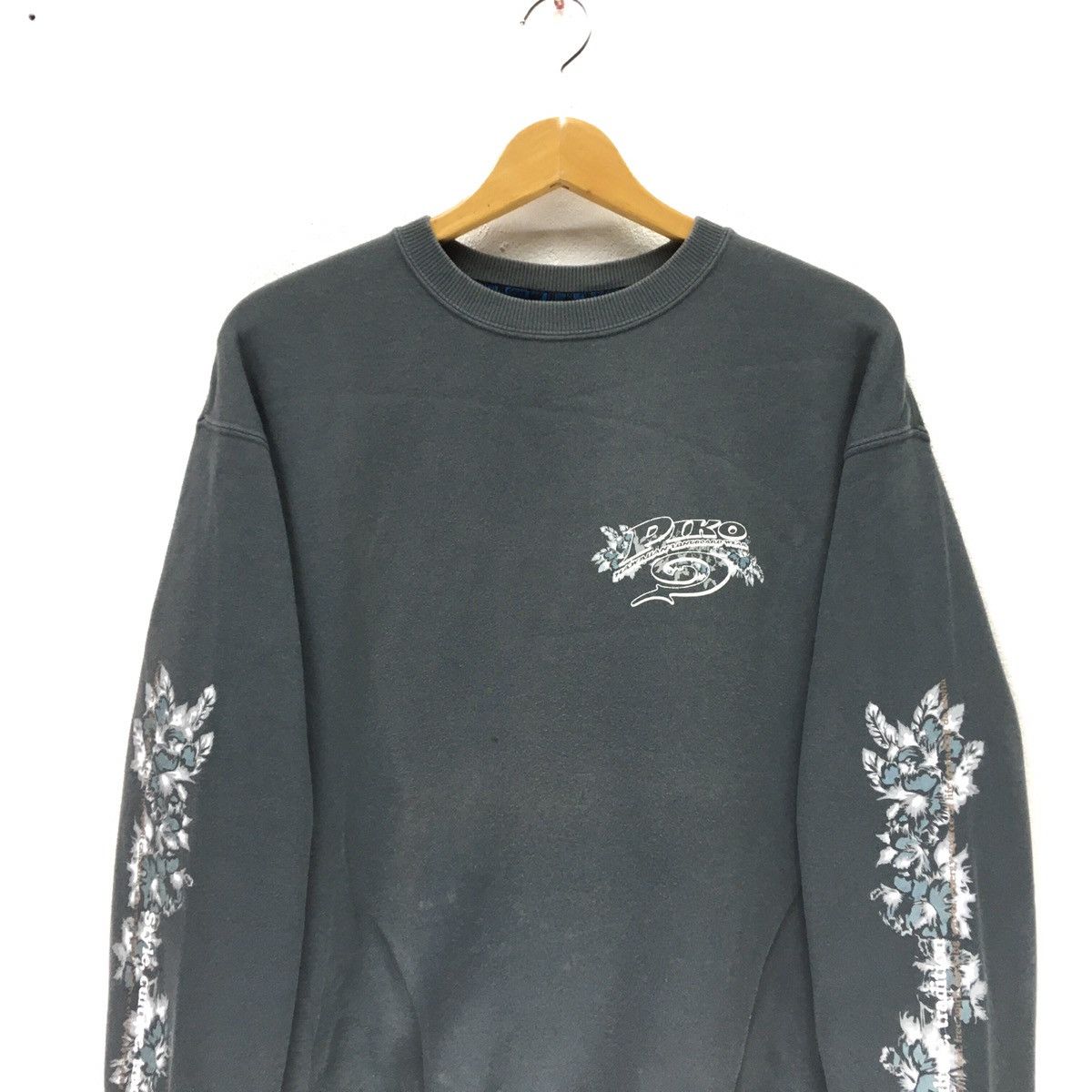 Sports Specialties PIKO SURF Crewneck Sukajan Design Sweatshirt Size US M / EU 48-50 / 2 - 4 Thumbnail