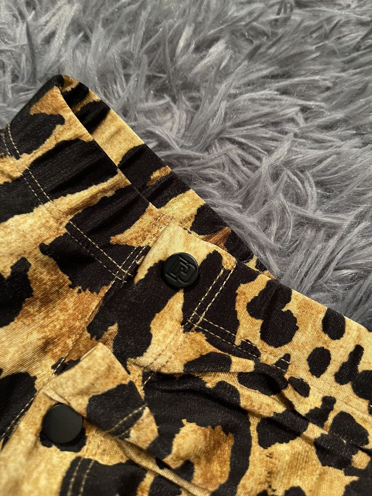 Designer × Paco Rabanne Paco Rabanne tiger leopard print skirt Size 26" / US 2 / IT 38 - 3 Thumbnail