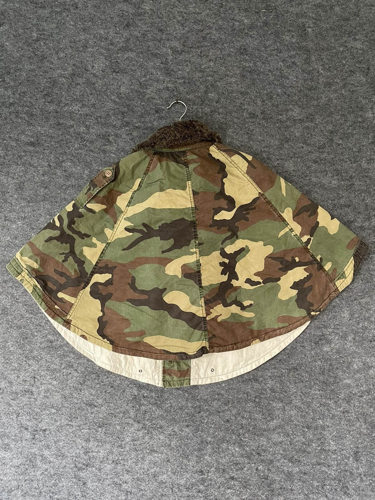 Johnbull JOHN BULL CAMO PONCHOS Size US S / EU 44-46 / 1 - 4 Thumbnail