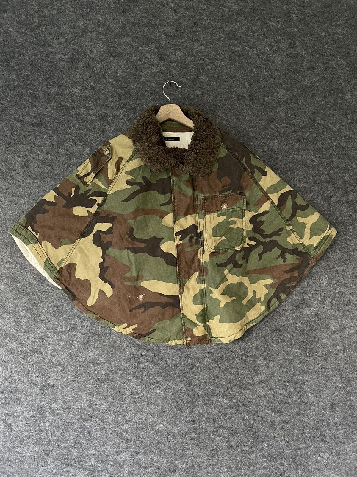 Johnbull JOHN BULL CAMO PONCHOS Size US S / EU 44-46 / 1 - 3 Thumbnail