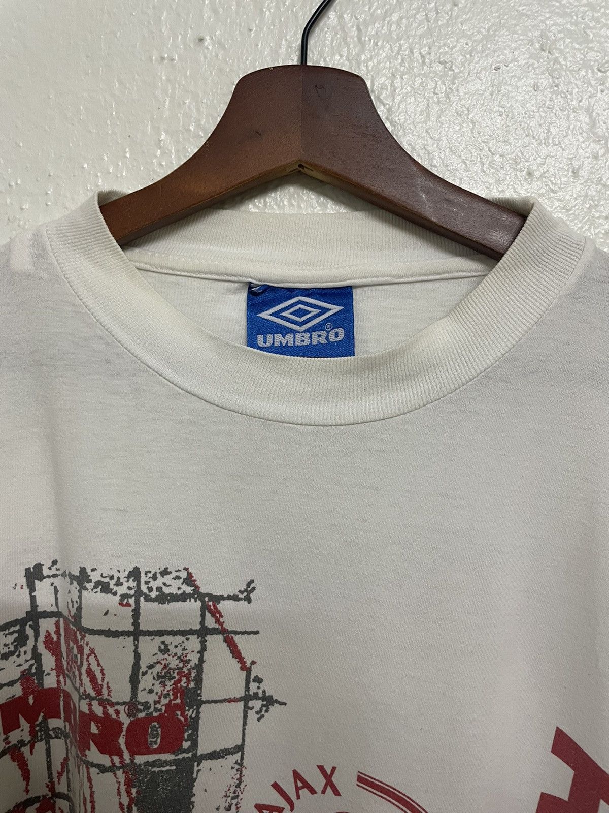 Umbro Vintage Umbro Ajax Amsterdam Tee Size US L / EU 52-54 / 3 - 3 Thumbnail