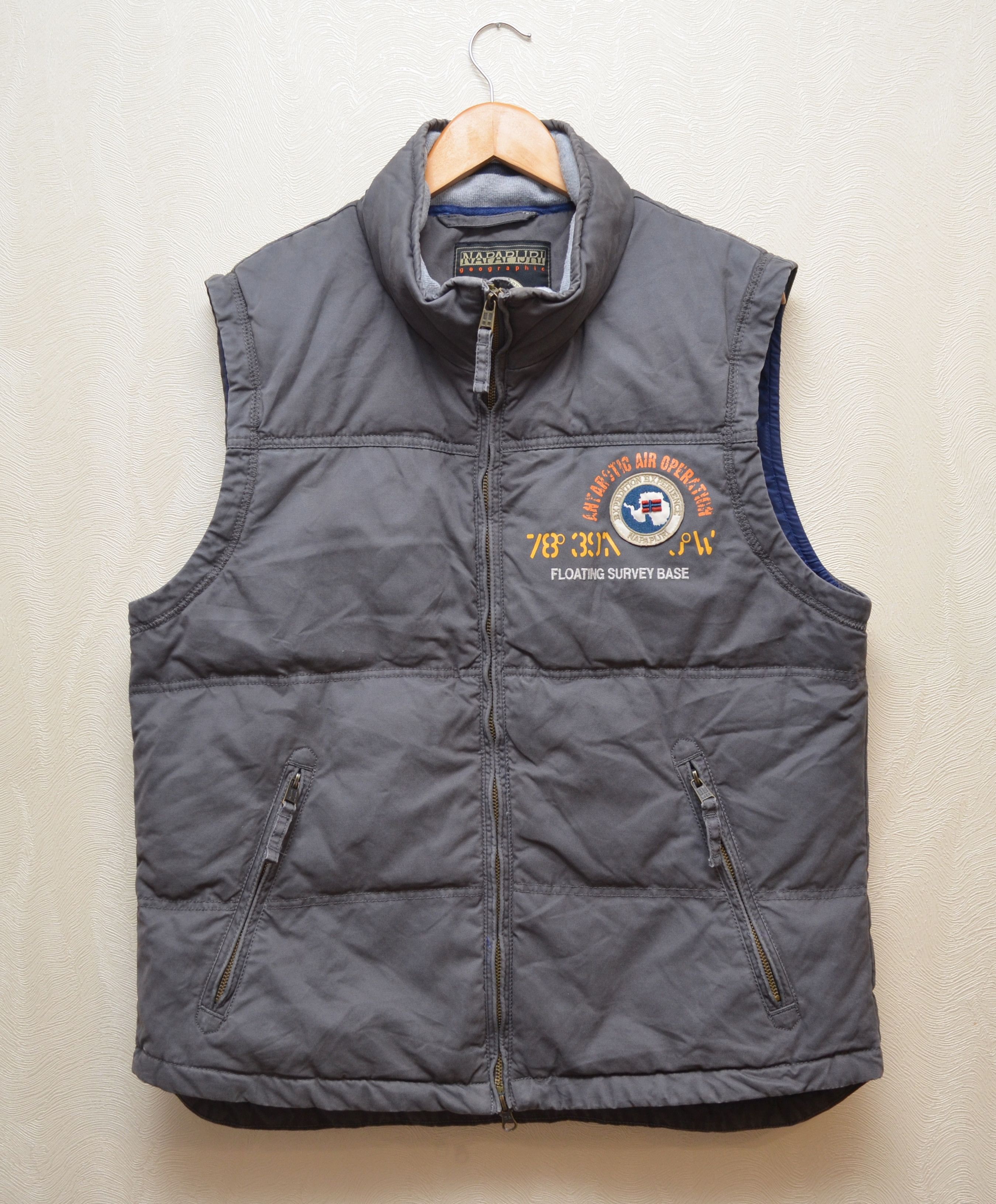 Designer × Napapijri Napapijri Anarctic Air Operation Down Vest Size XL Grey Size US XL / EU 56 / 4 - 1 Thumbnail