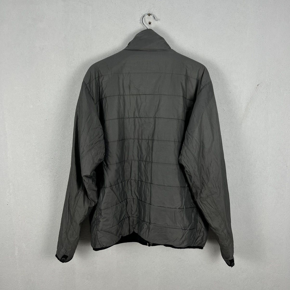 The North Face VINTAGE THE NORTH FACE BLACK LABEL LIGHT PUFFER DOWN JACKET Size US L / EU 52-54 / 3 - 7 Thumbnail