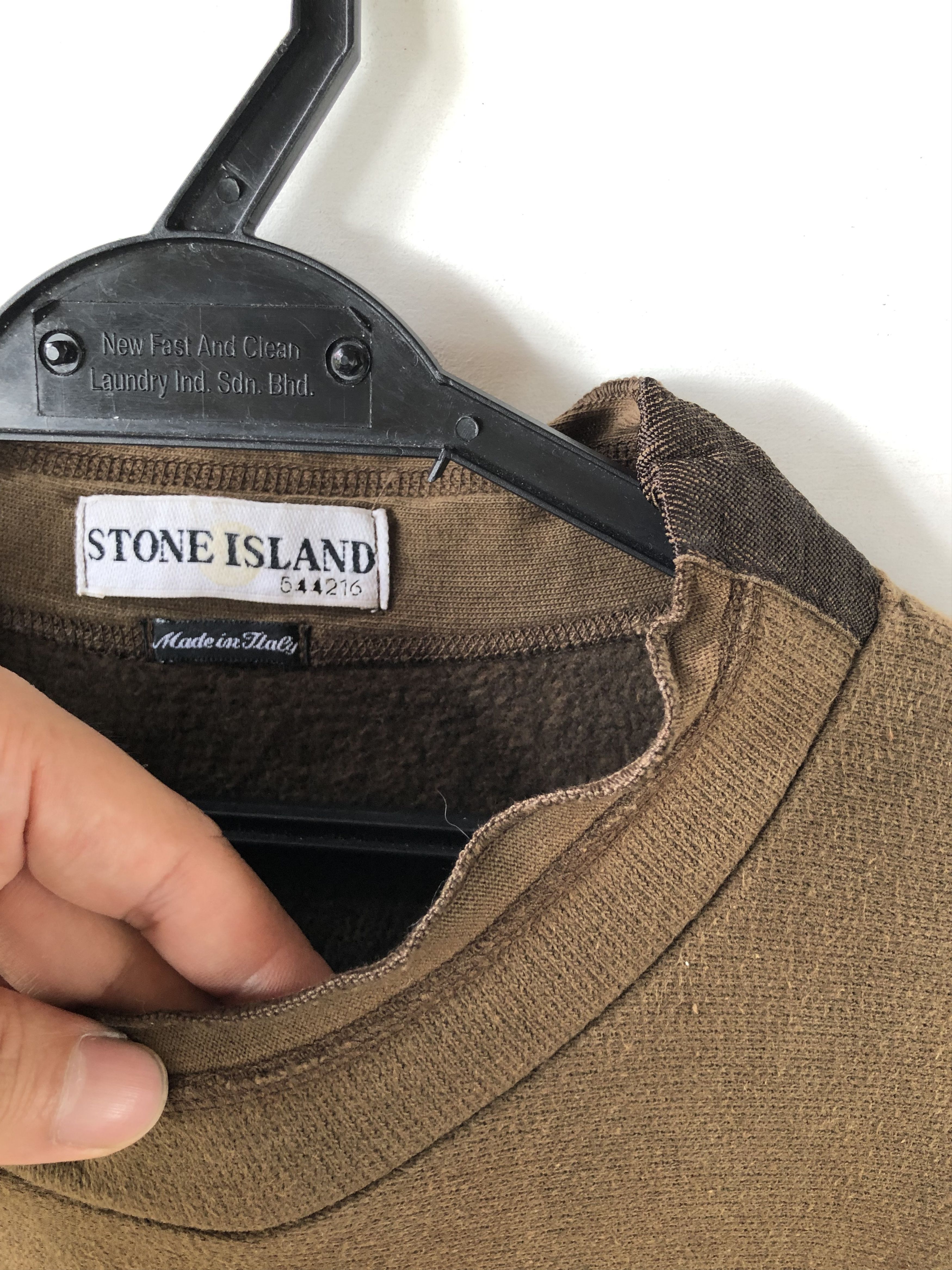 Stone Island RARE🔥VINTAGE AW01 STONE ISLAND LOGO PATCH SWEATSHIRT Size US L / EU 52-54 / 3 - 4 Thumbnail