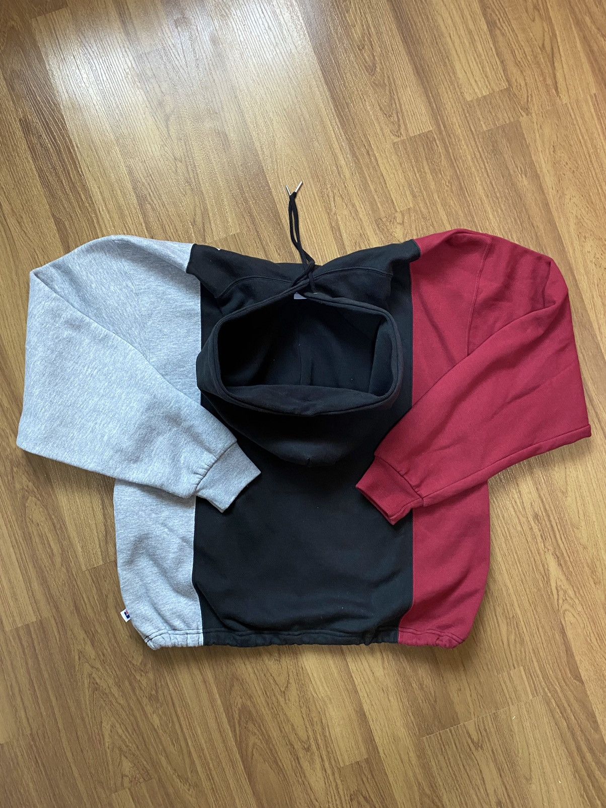 Russell Athletic Vintage Russell Athletic Hoodie Size US L / EU 52-54 / 3 - 5 Thumbnail