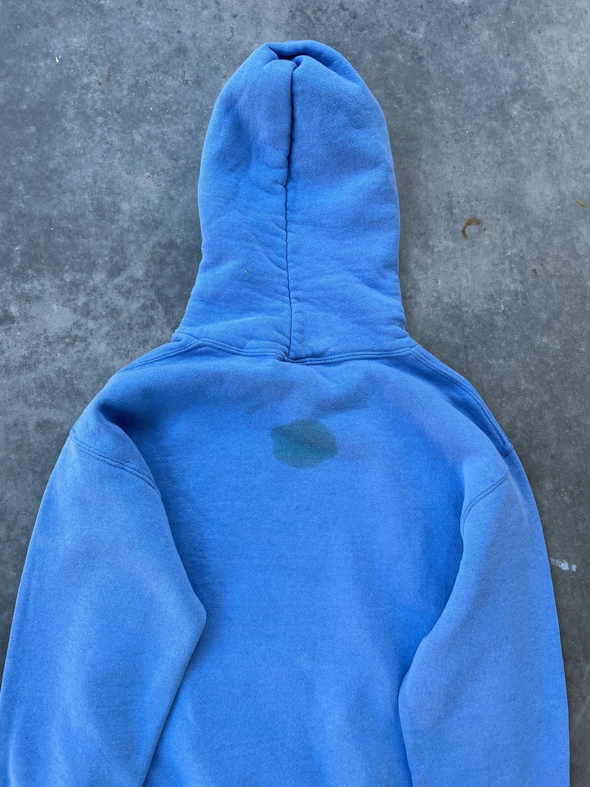 Russell Athletic × Vintage Vintage 90's Russell Light Blue Pullover Hoodie Size US S / EU 44-46 / 1 - 4 Thumbnail