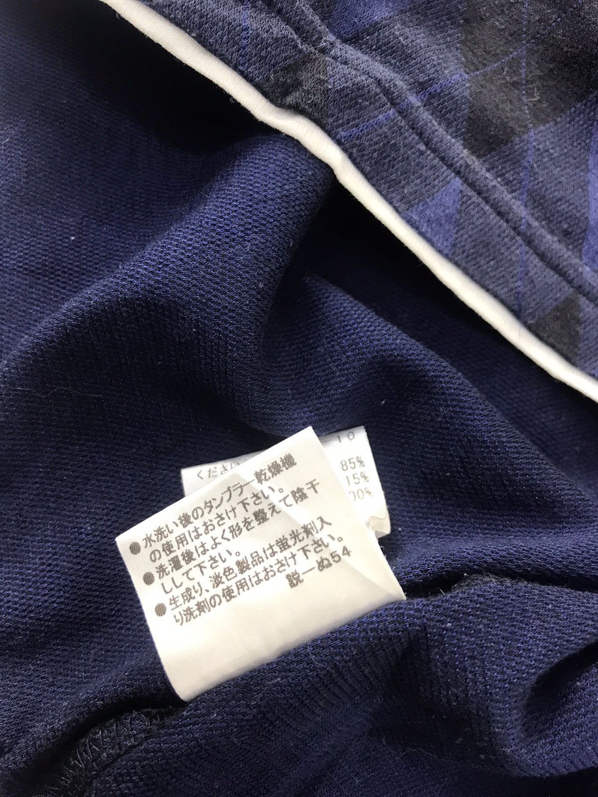 Burberry Burberry Black Label London Button V Neck Simple T-shirt Tee Size L / US 10 / IT 46 - 7 Thumbnail