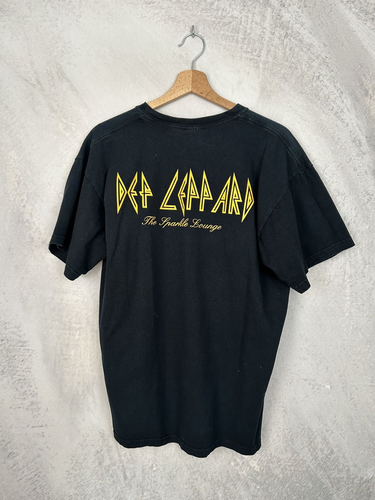 Band Tees × Vintage Vintage Def Leppard Graphic Tee Rock Band Shirt Size US L / EU 52-54 / 3 - 3 Thumbnail