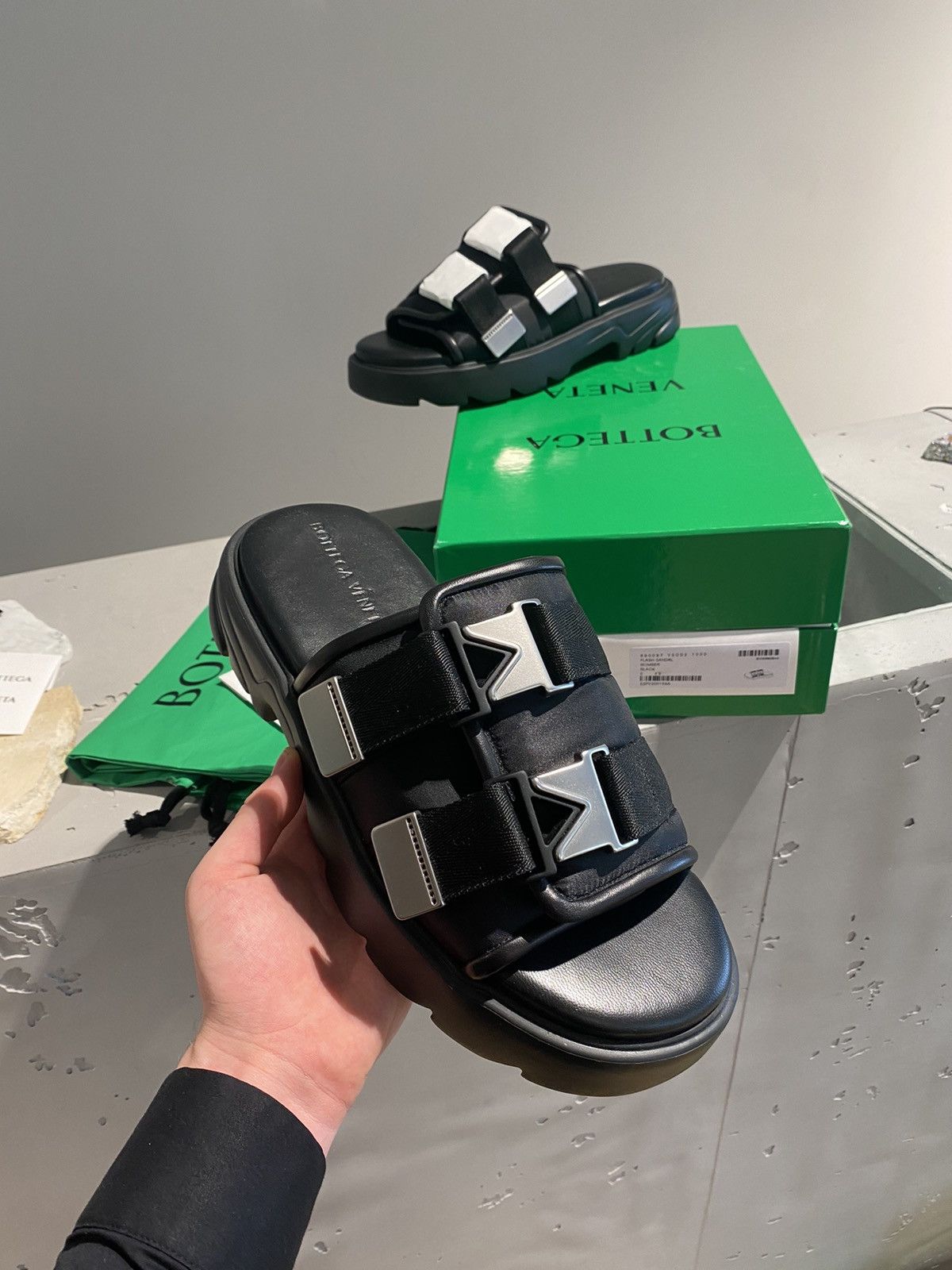 Bottega Veneta Bottega Veneta Flash Sandal Bomber Size US 10 / EU 43 - 2 Thumbnail