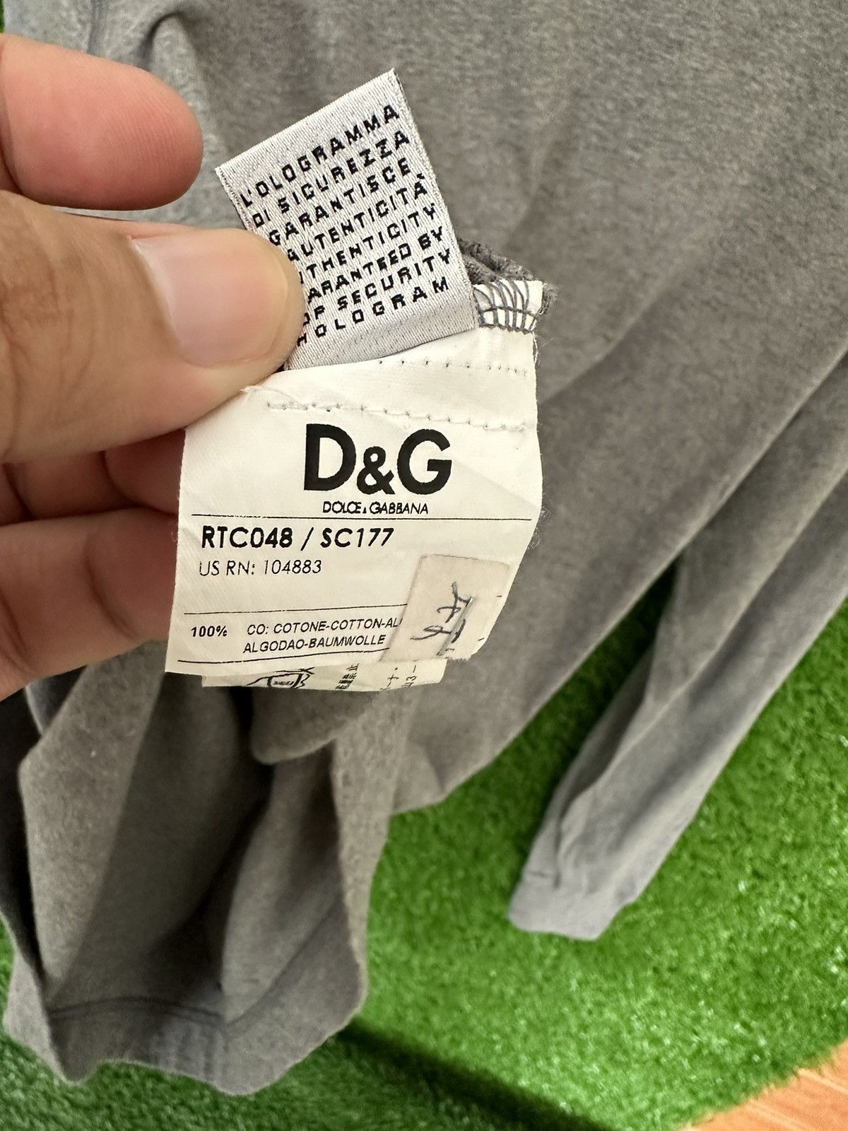 Dolce & Gabbana Vintage Dolce & Gabbana D&G Logo Longsleeve T Shirt Size US M / EU 48-50 / 2 - 10 Thumbnail