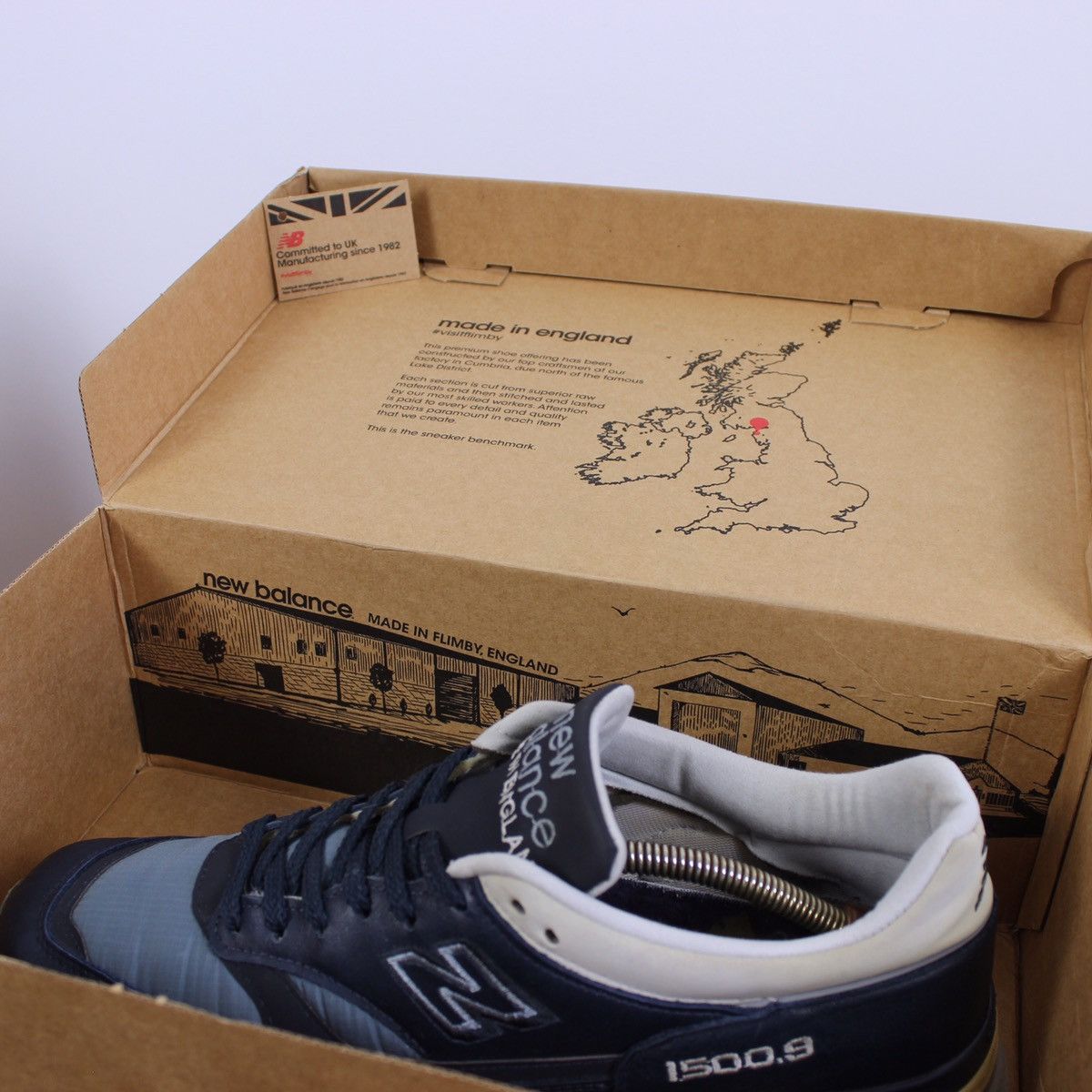 New Balance New Balance 1500.9 Made in England Navy Blue Limited Edition Size US 10.5 / EU 43-44 - 7 Thumbnail