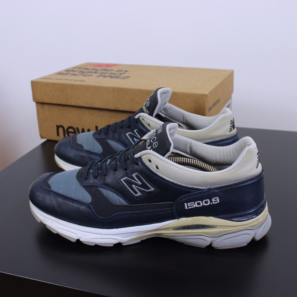 New Balance New Balance 1500.9 Made in England Navy Blue Limited Edition Size US 10.5 / EU 43-44 - 1 Thumbnail