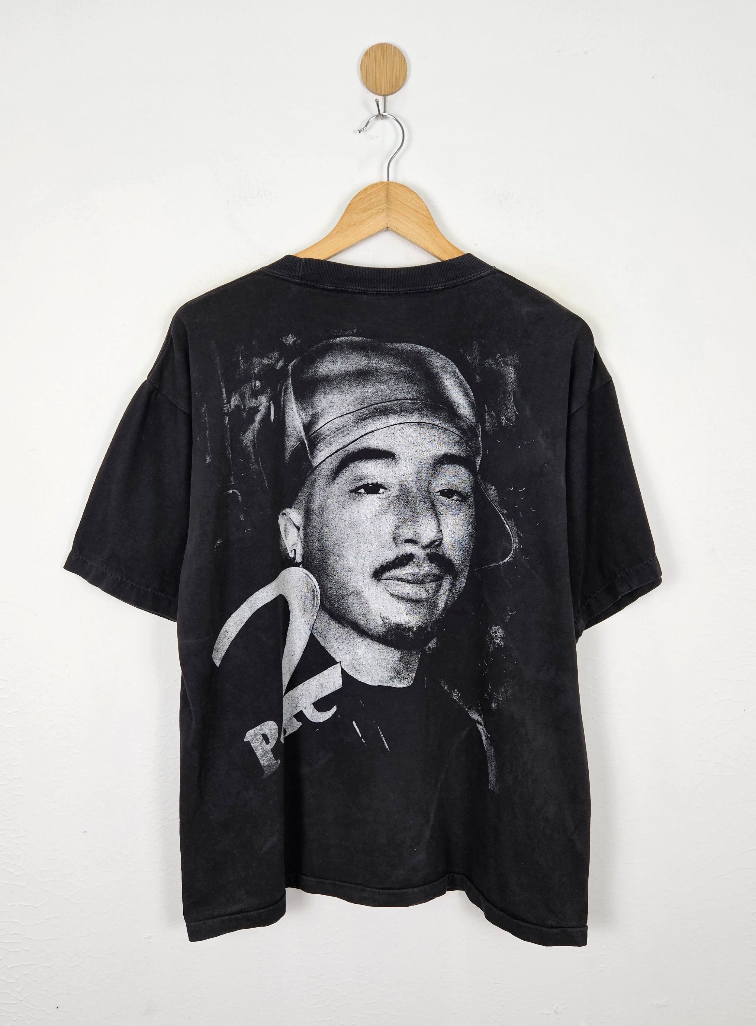 Band Tees × Rap Tees × Vintage Vintage Tupac shirt 2Pac Rap Hip Hop bootleg shirt Size US L / EU 52-54 / 3 - 2 Thumbnail
