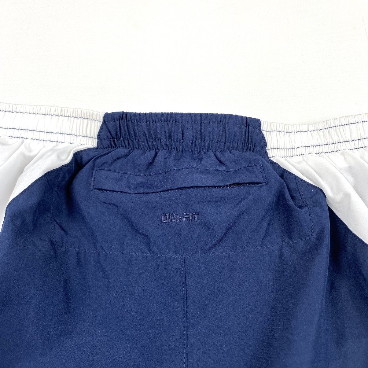 Nike Y2K 90’s Vintage Nike Shorts Tn Zm 95 97 Size US 32 / EU 48 - 7 Thumbnail