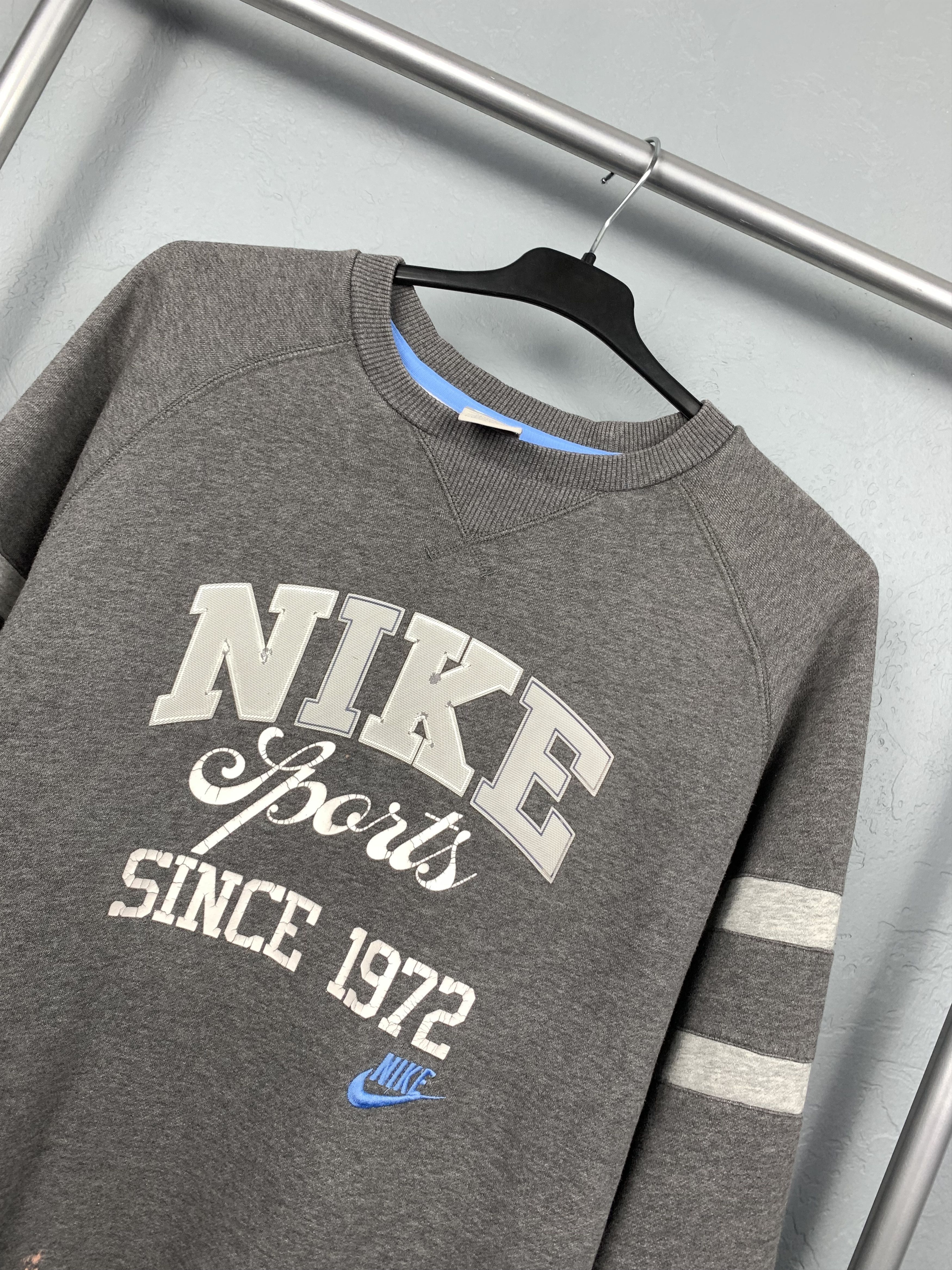 Nike Nike Vintage Mens Big Logo Sweatshirt Y2K Size US L / EU 52-54 / 3 - 2 Thumbnail