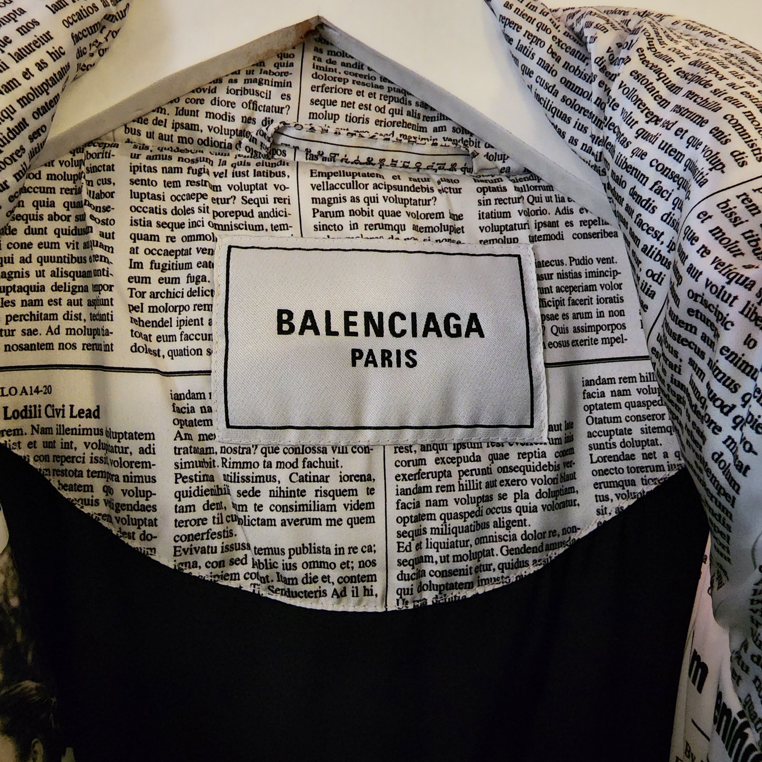Balenciaga Balenciaga newspaper print coat Size US XL / EU 56 / 4 - 2 Thumbnail