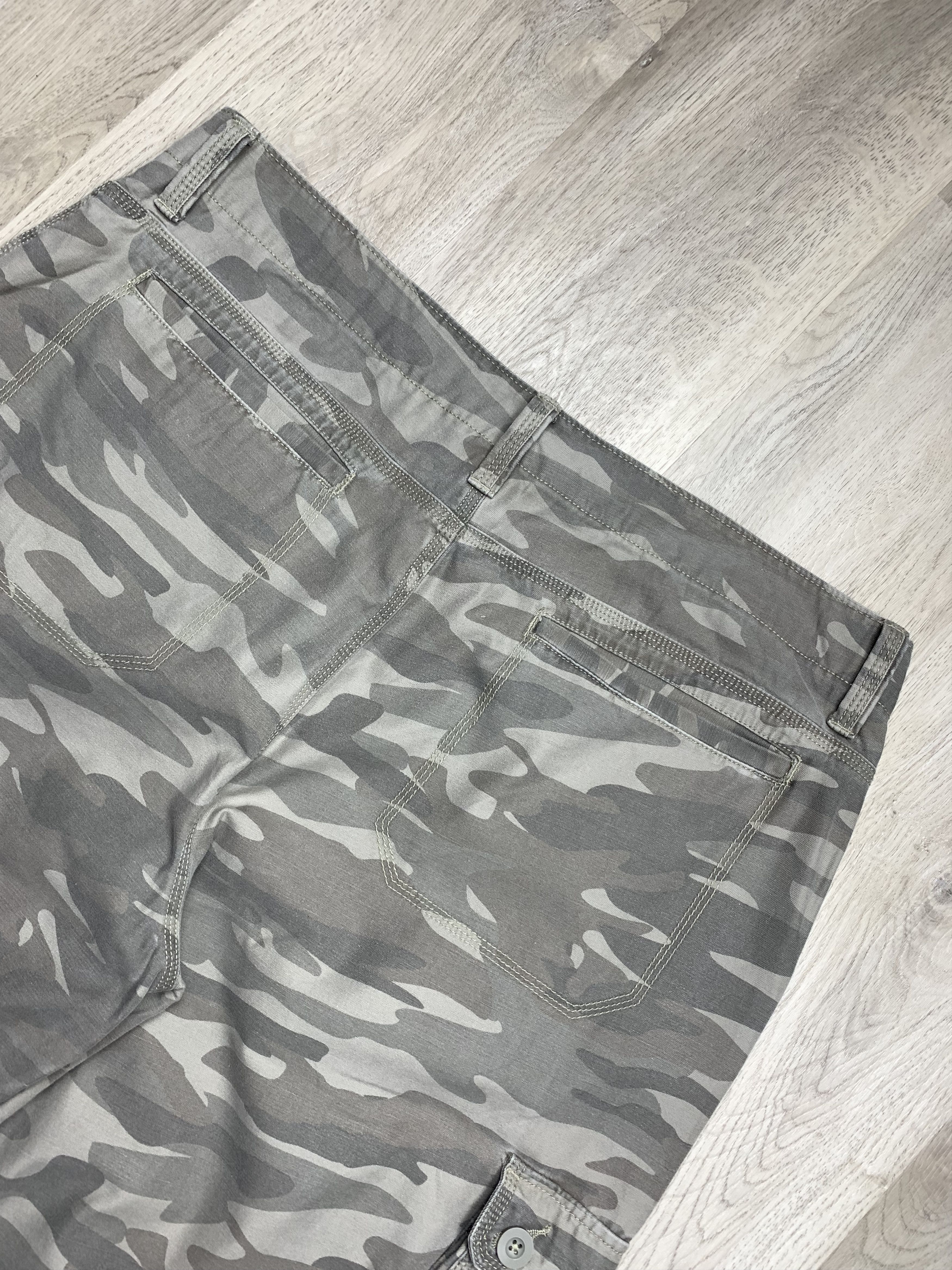 Japanese Brand Vintage Tactical Utility Cargo Pants Travis style Size US 38 / EU 54 - 11 Thumbnail