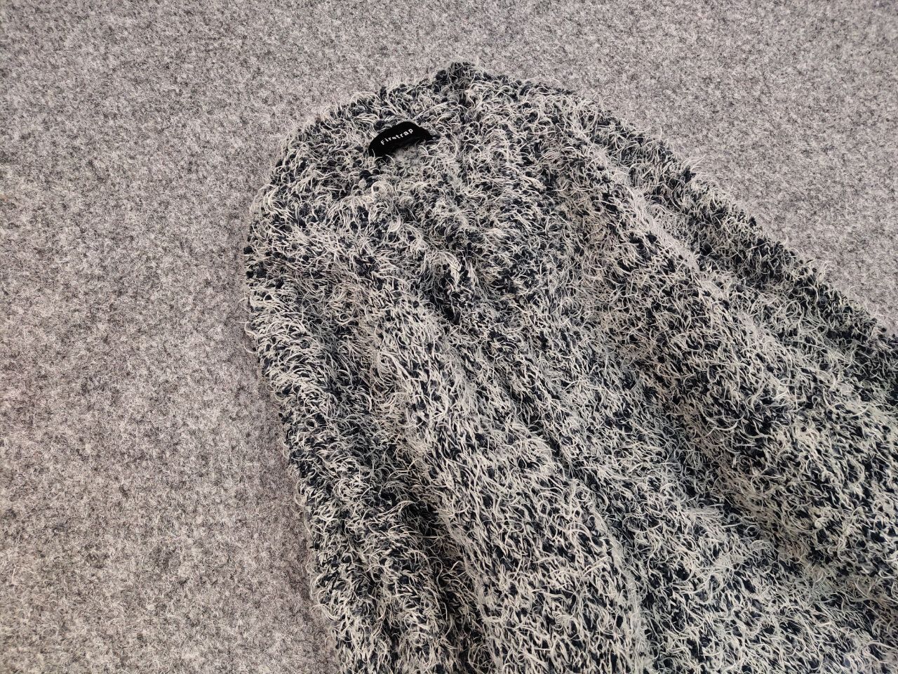 Japanese Brand Vintage 90's Japanese Black Mohair Style Fuzzy Sweater Size US L / EU 52-54 / 3 - 8 Thumbnail