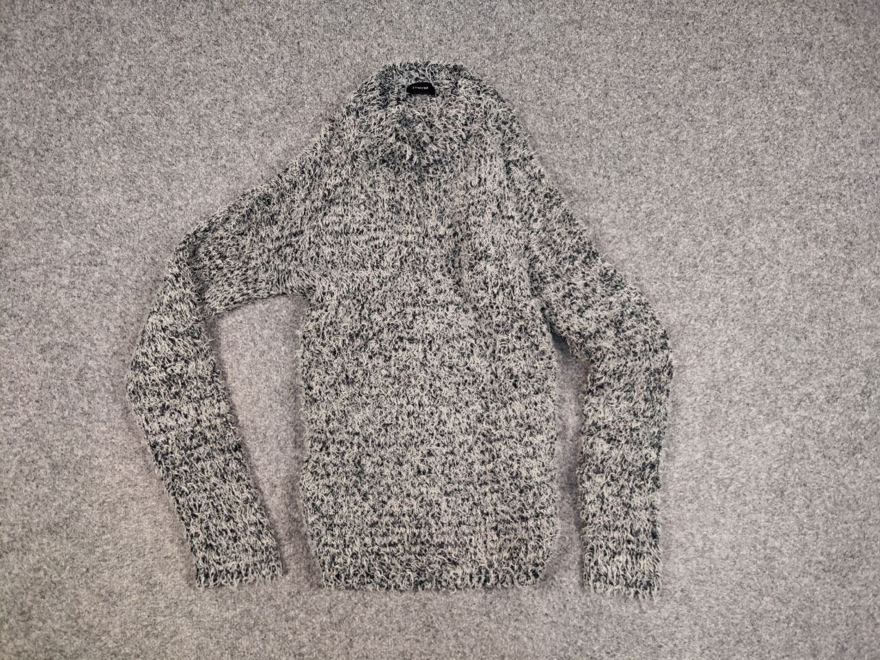 Japanese Brand Vintage 90's Japanese Black Mohair Style Fuzzy Sweater Size US L / EU 52-54 / 3 - 12 Thumbnail