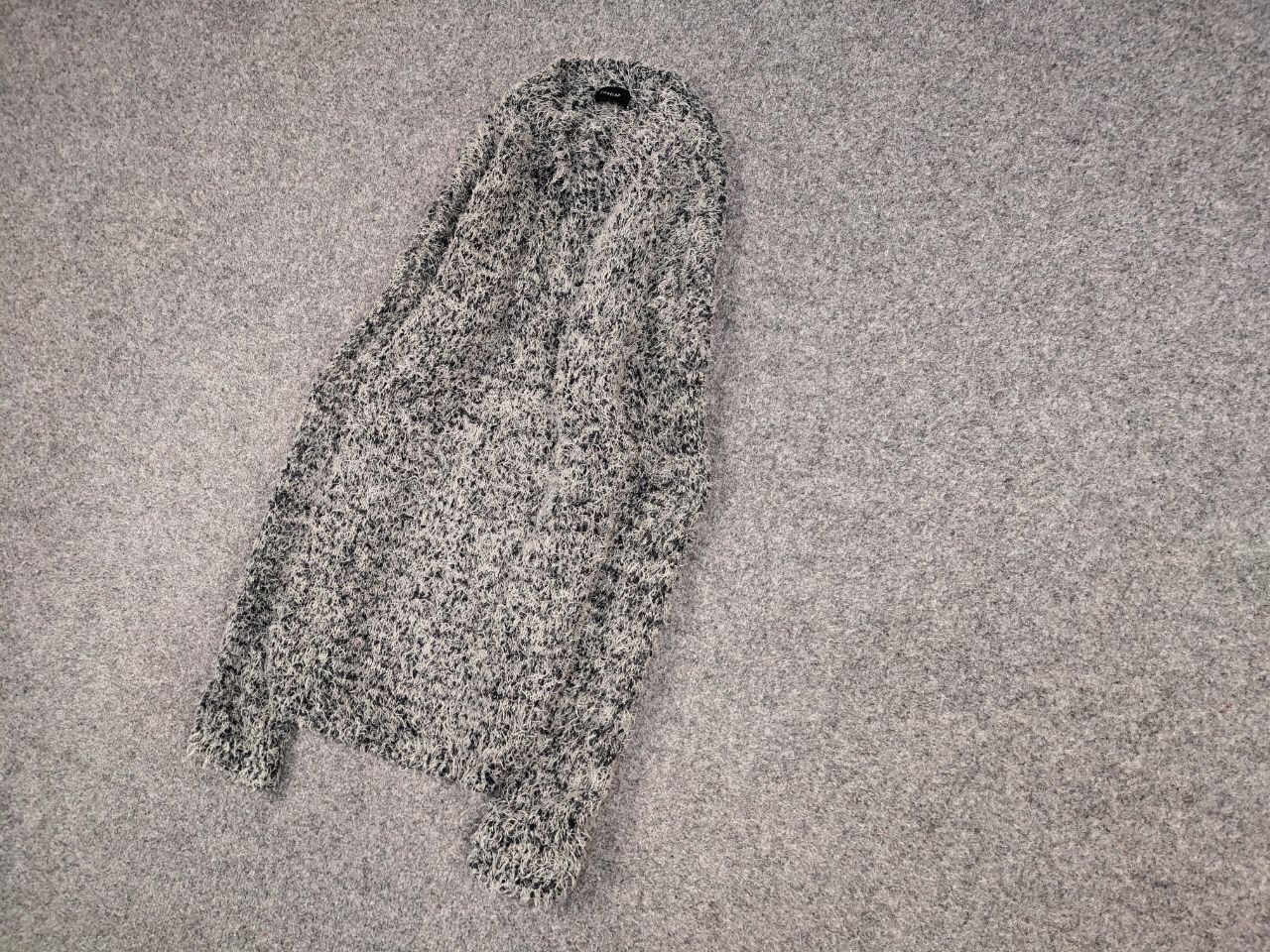 Japanese Brand Vintage 90's Japanese Black Mohair Style Fuzzy Sweater Size US L / EU 52-54 / 3 - 3 Thumbnail