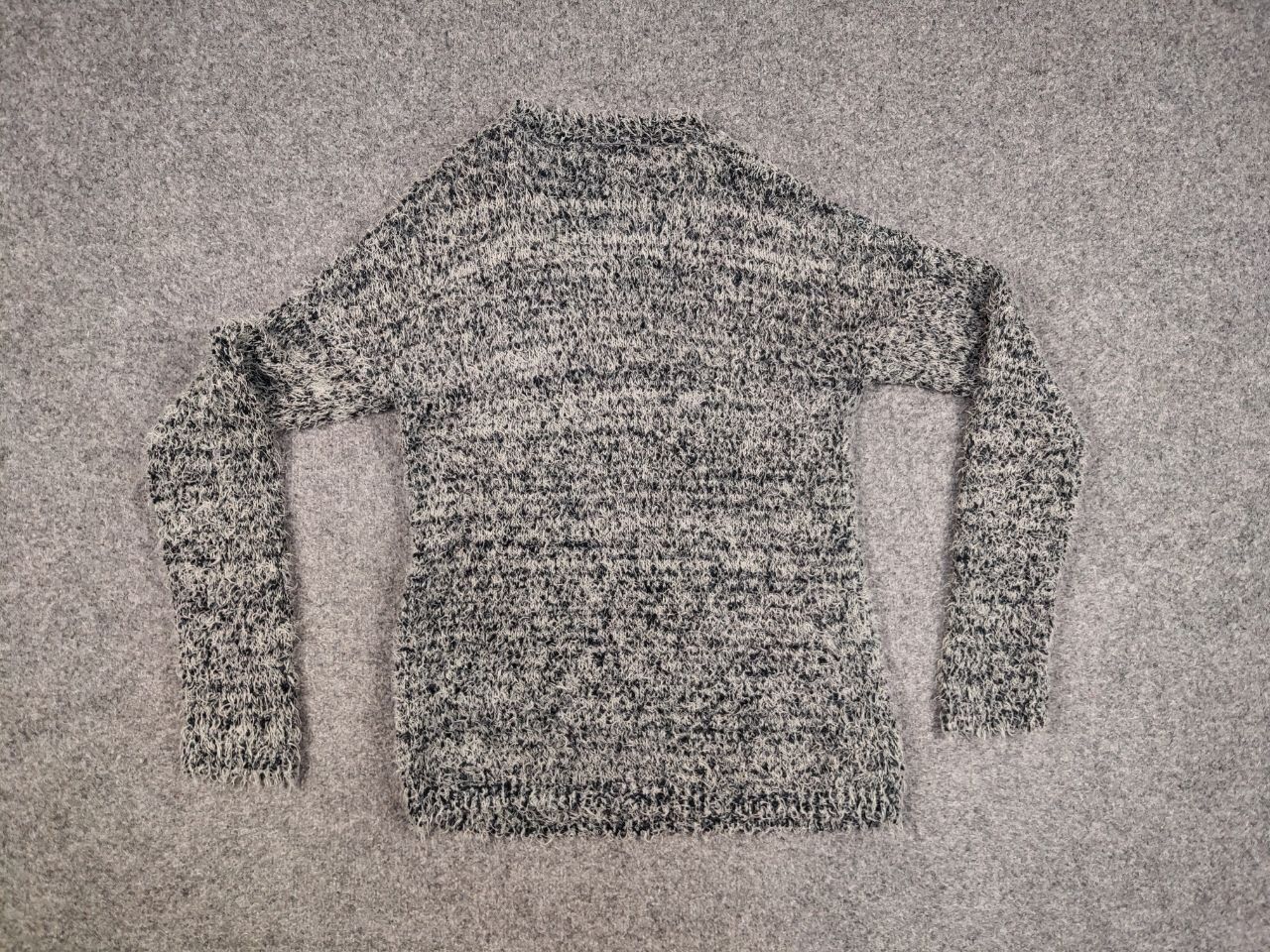 Japanese Brand Vintage 90's Japanese Black Mohair Style Fuzzy Sweater Size US L / EU 52-54 / 3 - 14 Thumbnail