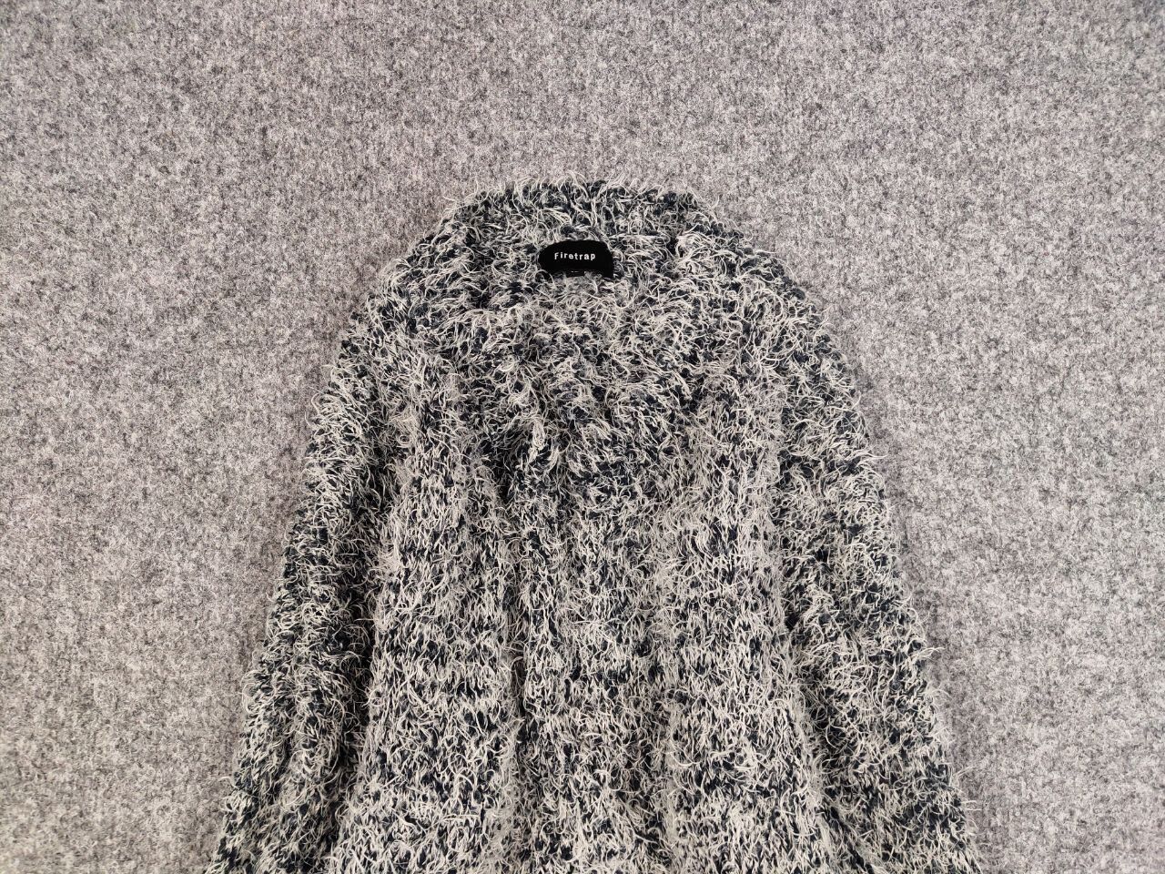 Japanese Brand Vintage 90's Japanese Black Mohair Style Fuzzy Sweater Size US L / EU 52-54 / 3 - 9 Thumbnail